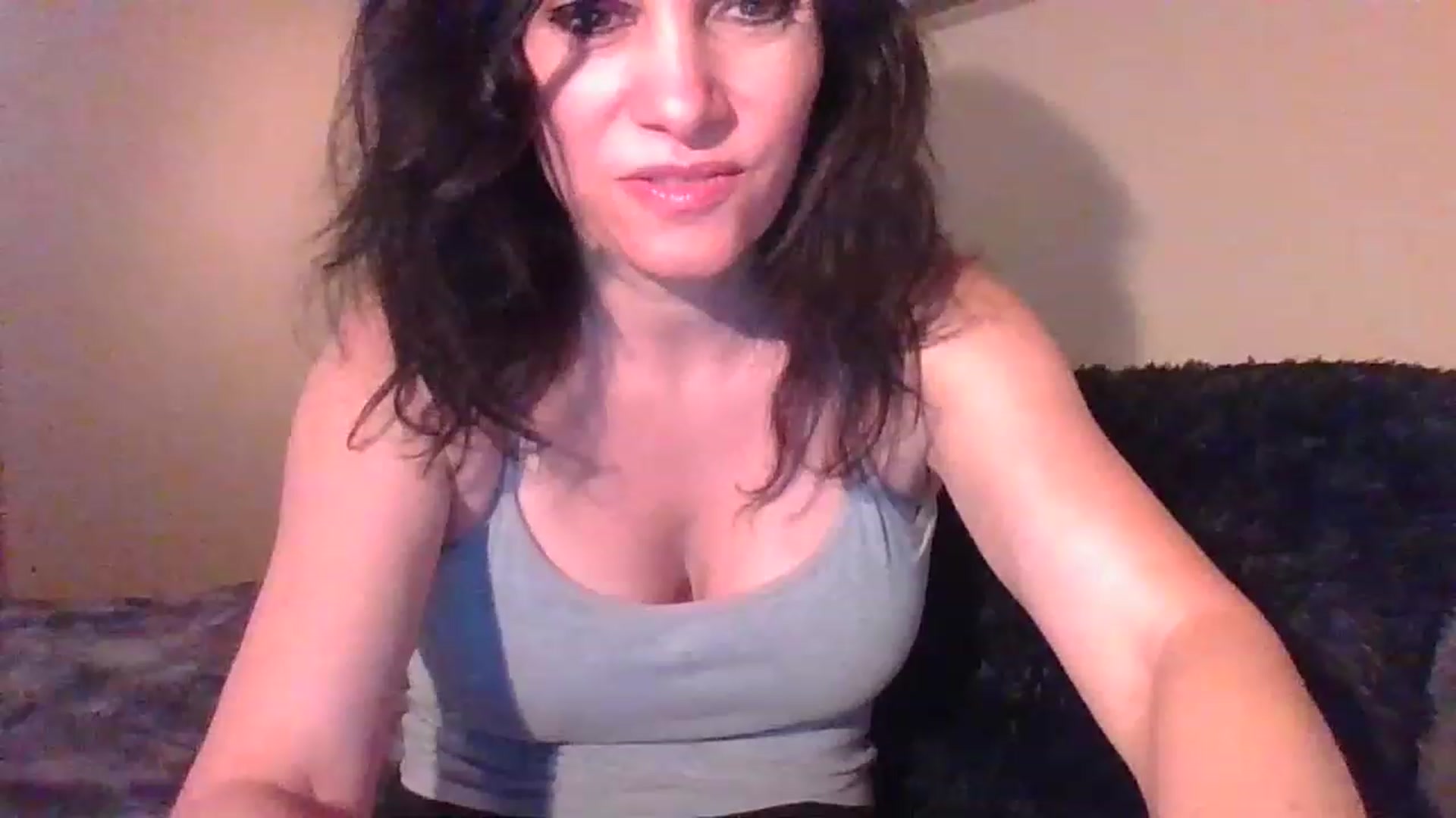 Gallery image thumbnail from LVDOLL's myfreecams stream on, 04/24/2023, 01:57 image 12 of 20