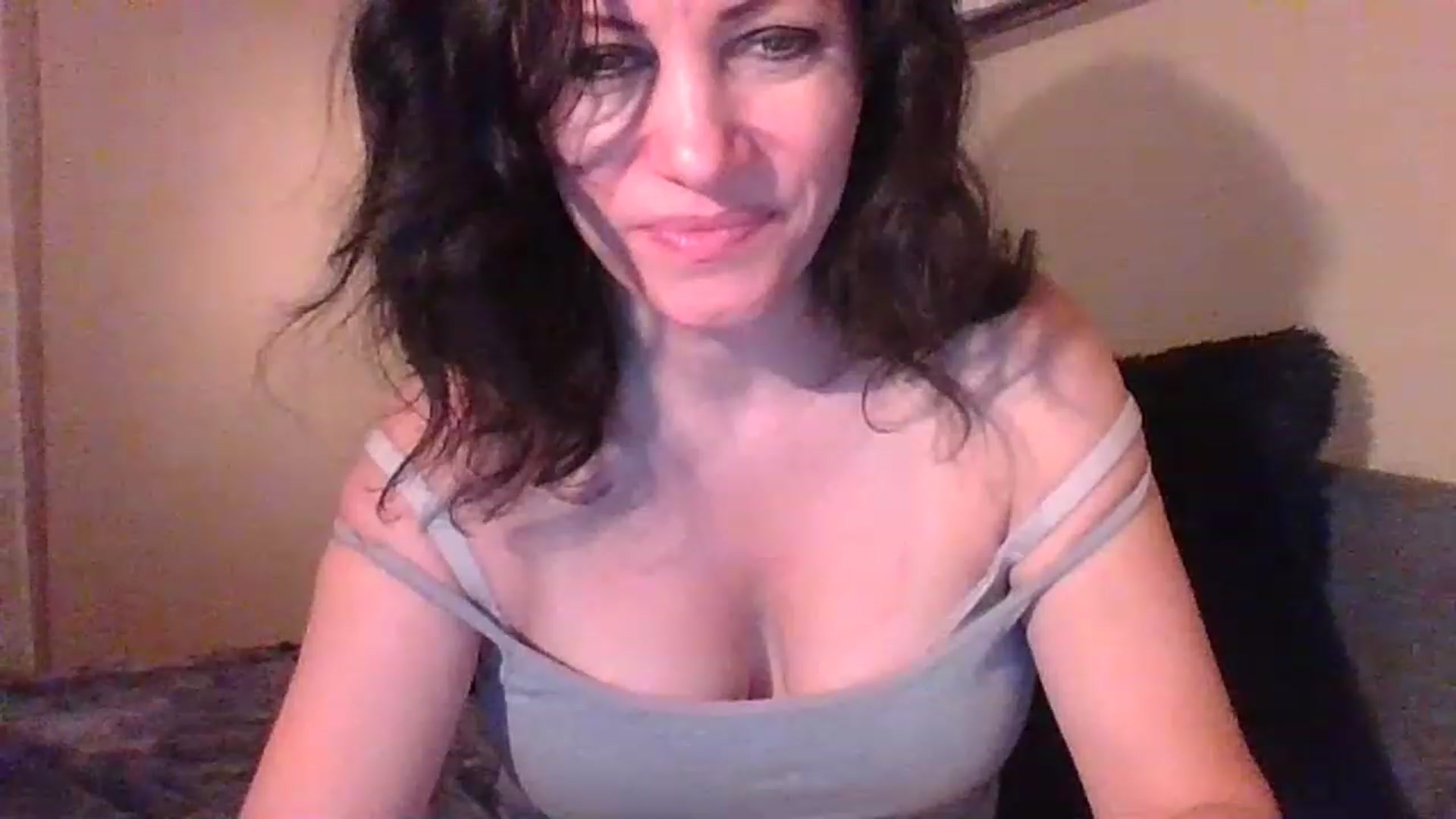 Gallery image thumbnail from LVDOLL's myfreecams stream on, 04/24/2023, 04:16 image 7 of 20