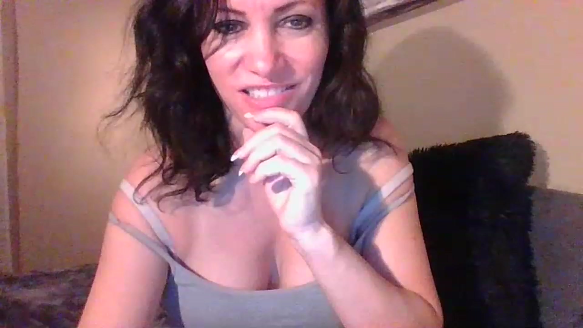 Gallery image thumbnail from LVDOLL's myfreecams stream on, 04/24/2023, 04:16 image 6 of 20