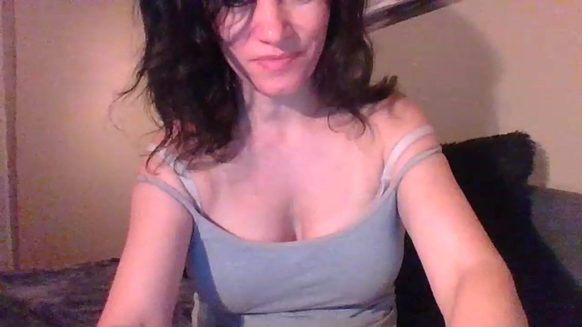 Gallery image thumbnail from LVDOLL's myfreecams stream on, 04/24/2023, 04:16 image 8 of 20