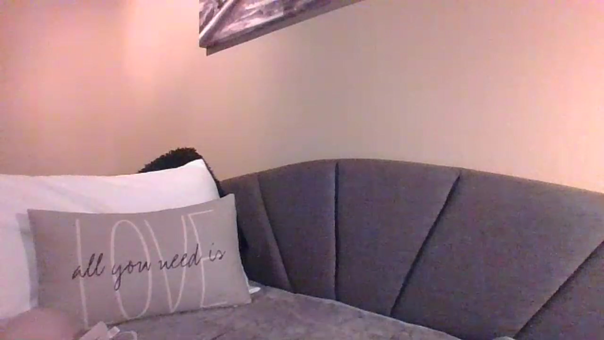 Gallery image thumbnail from LVDOLL's myfreecams stream on, 05/02/2023, 04:03 image 19 of 20