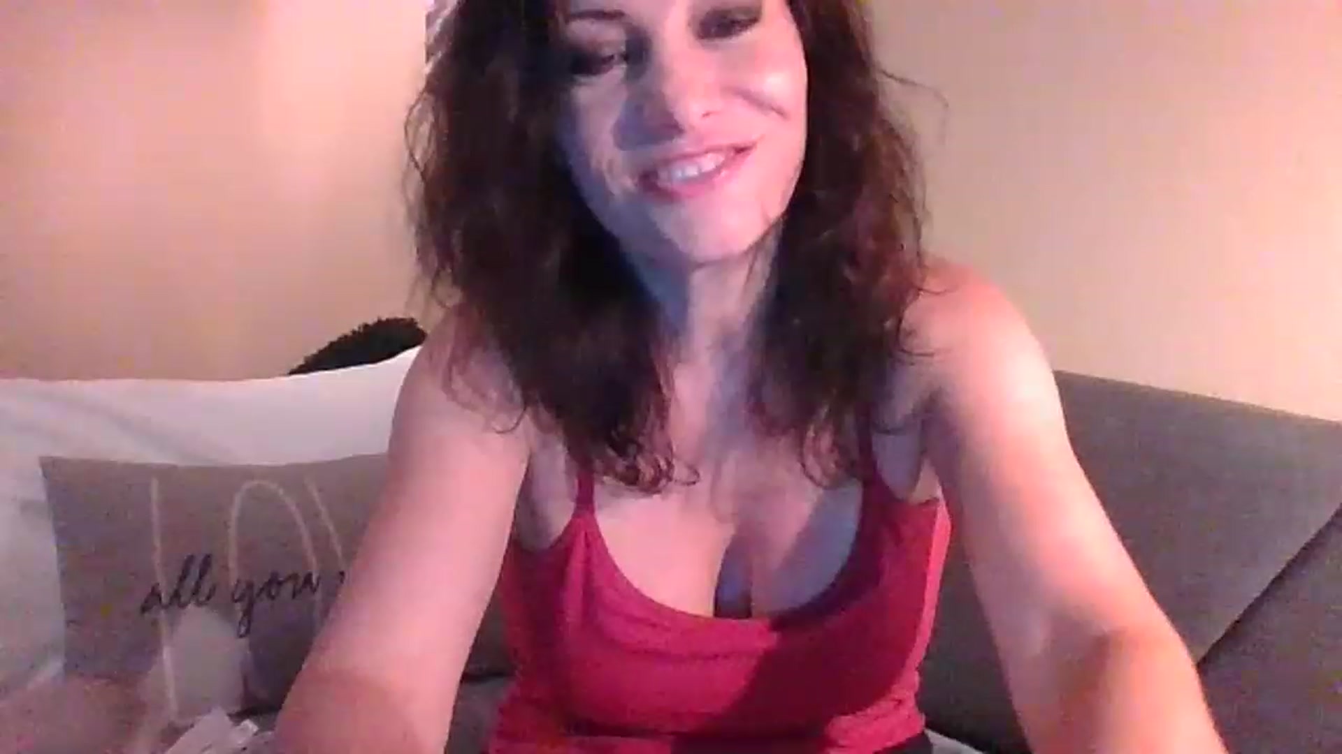 Gallery image thumbnail from LVDOLL's myfreecams stream on, 05/02/2023, 04:03 image 12 of 20