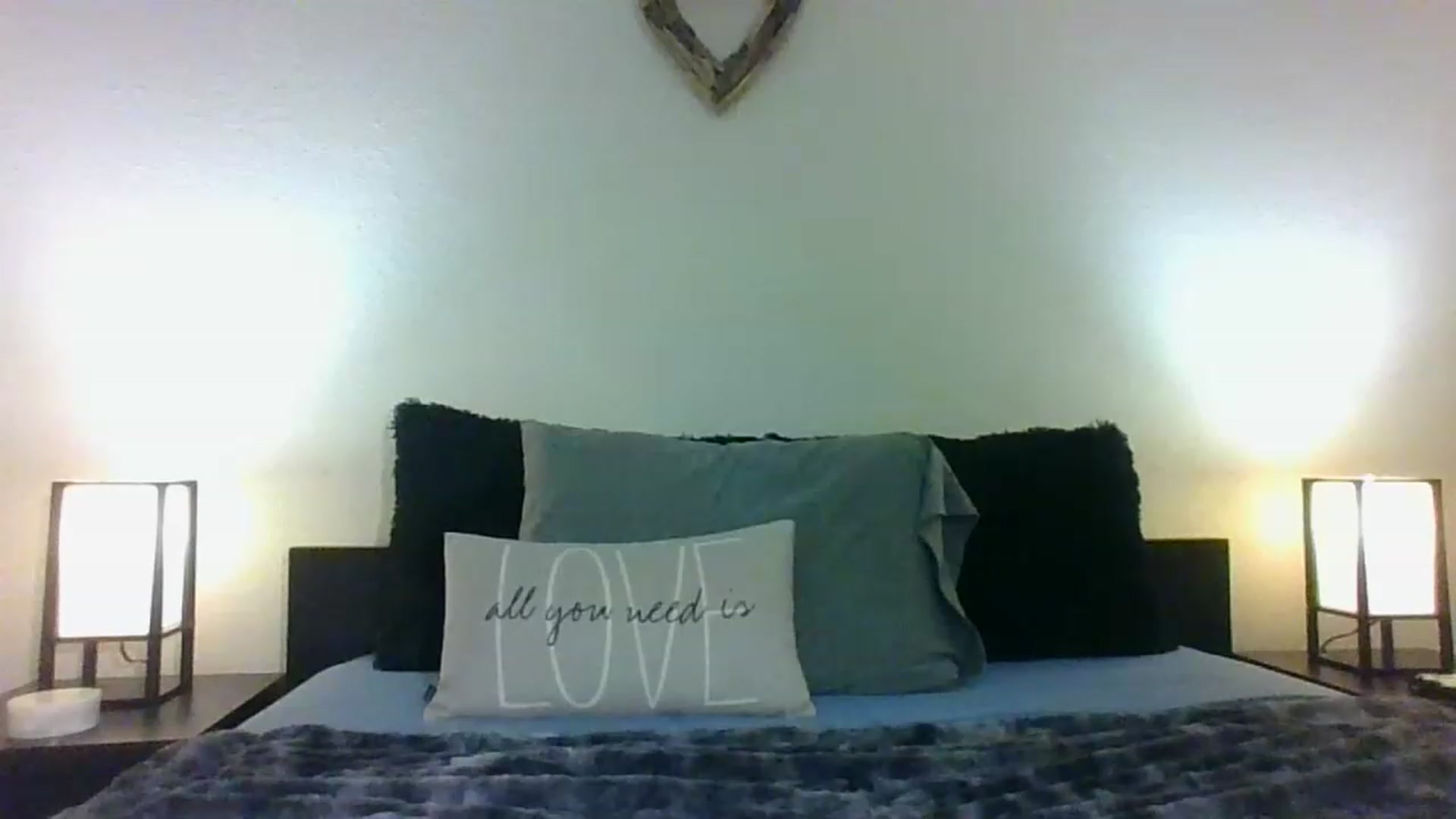 Gallery image thumbnail from LVDOLL's myfreecams stream on, 05/11/2023, 04:22 image 17 of 20