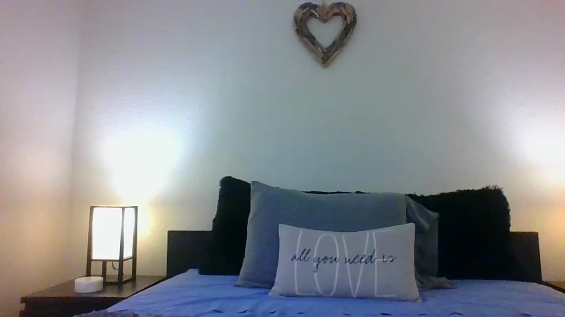 Gallery image thumbnail from LVDOLL's myfreecams stream on, 05/17/2023, 03:02 image 1 of 20