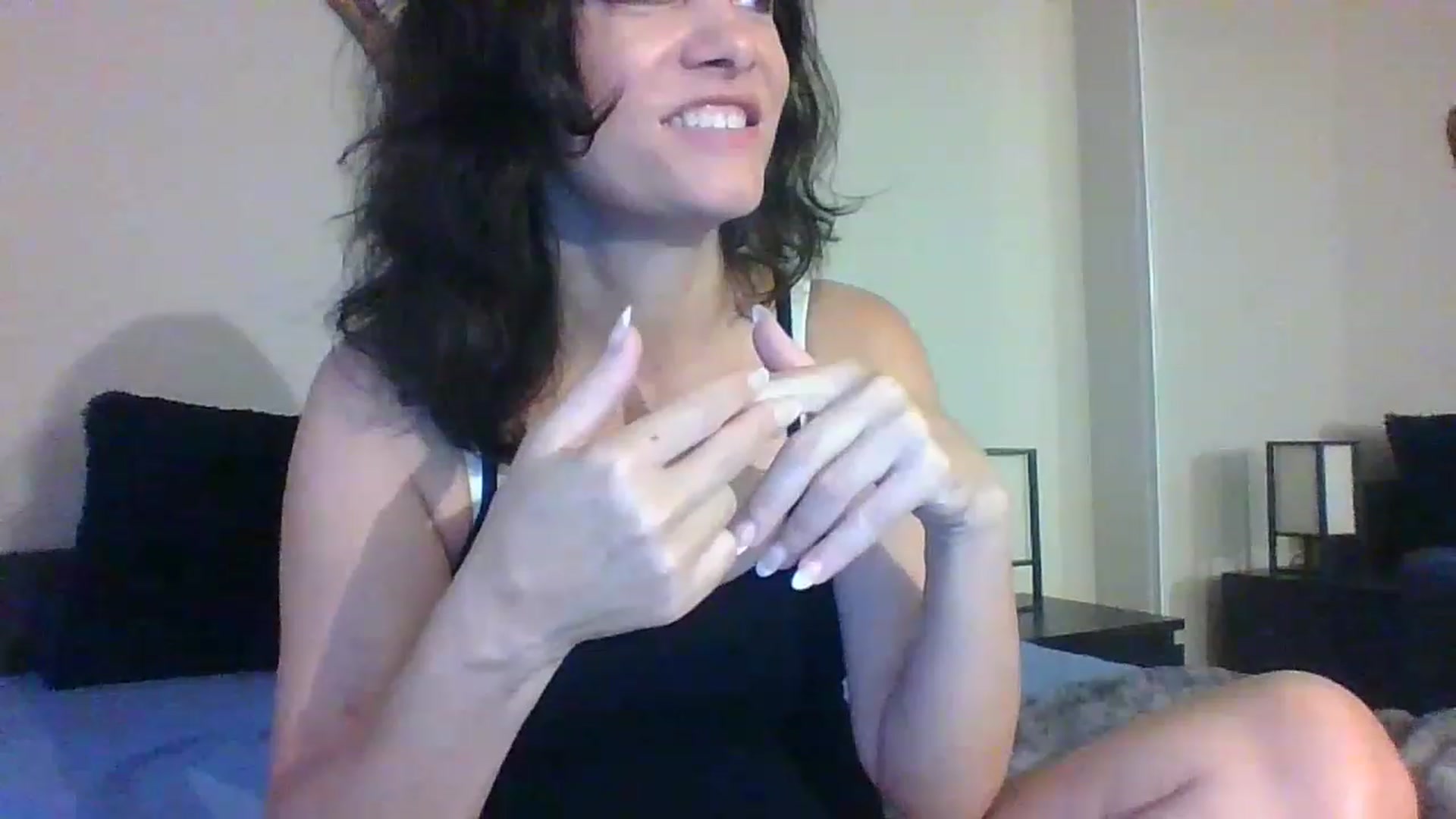 Gallery image thumbnail from LVDOLL's myfreecams stream on, 06/01/2023, 02:50 image 6 of 20