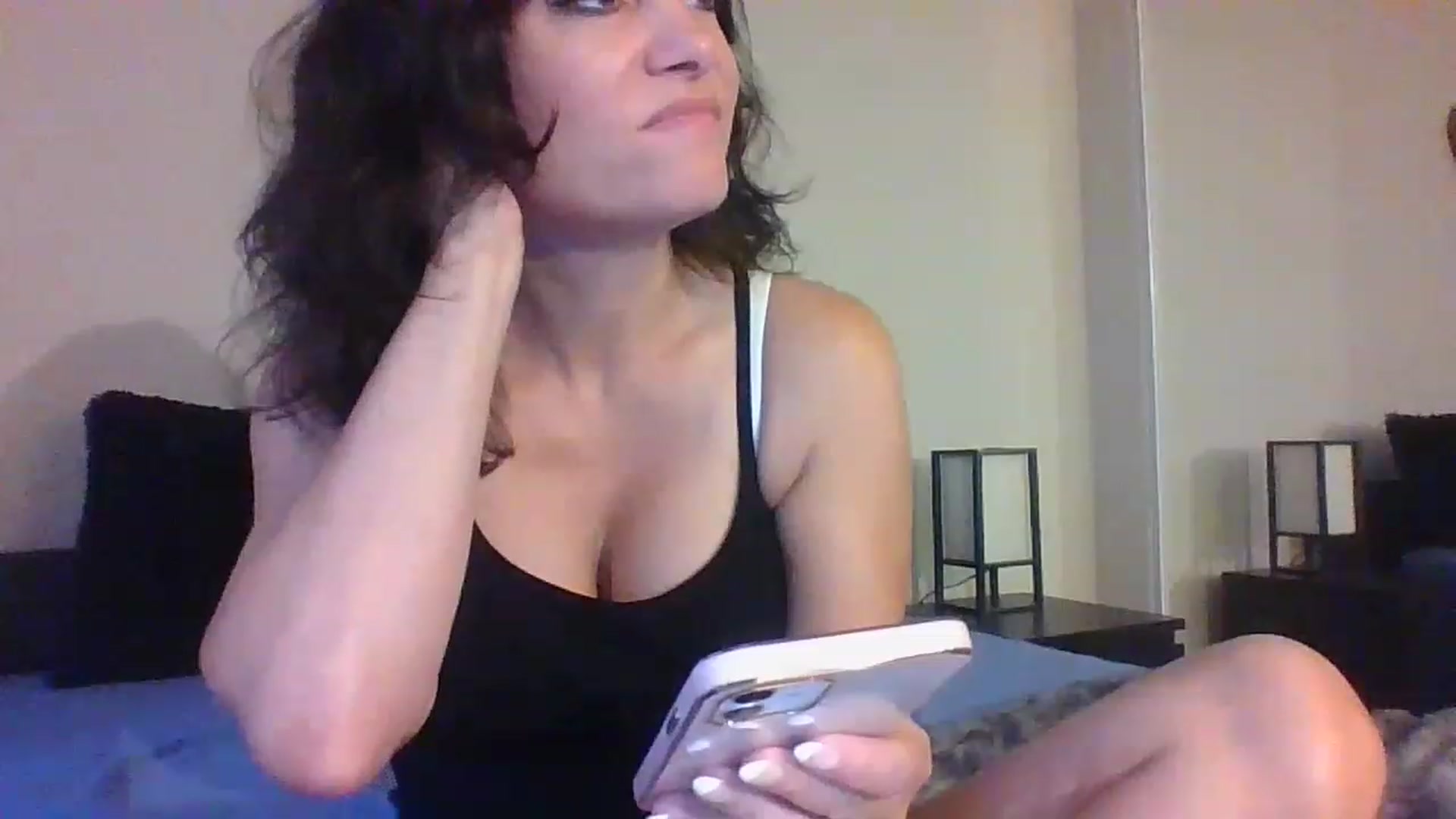 Gallery image thumbnail from LVDOLL's myfreecams stream on, 06/01/2023, 02:50 image 2 of 20