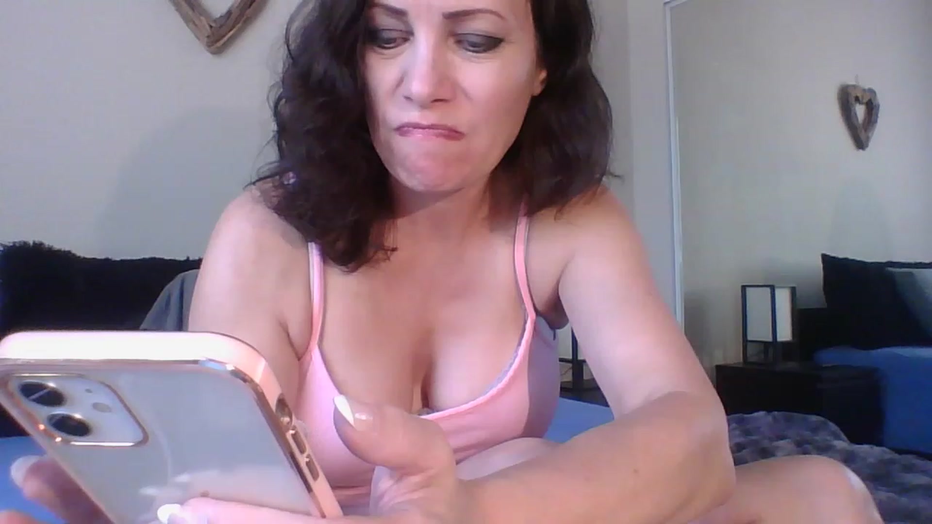 Gallery image thumbnail from LVDOLL's myfreecams stream on, 06/02/2023, 19:45 image 10 of 20