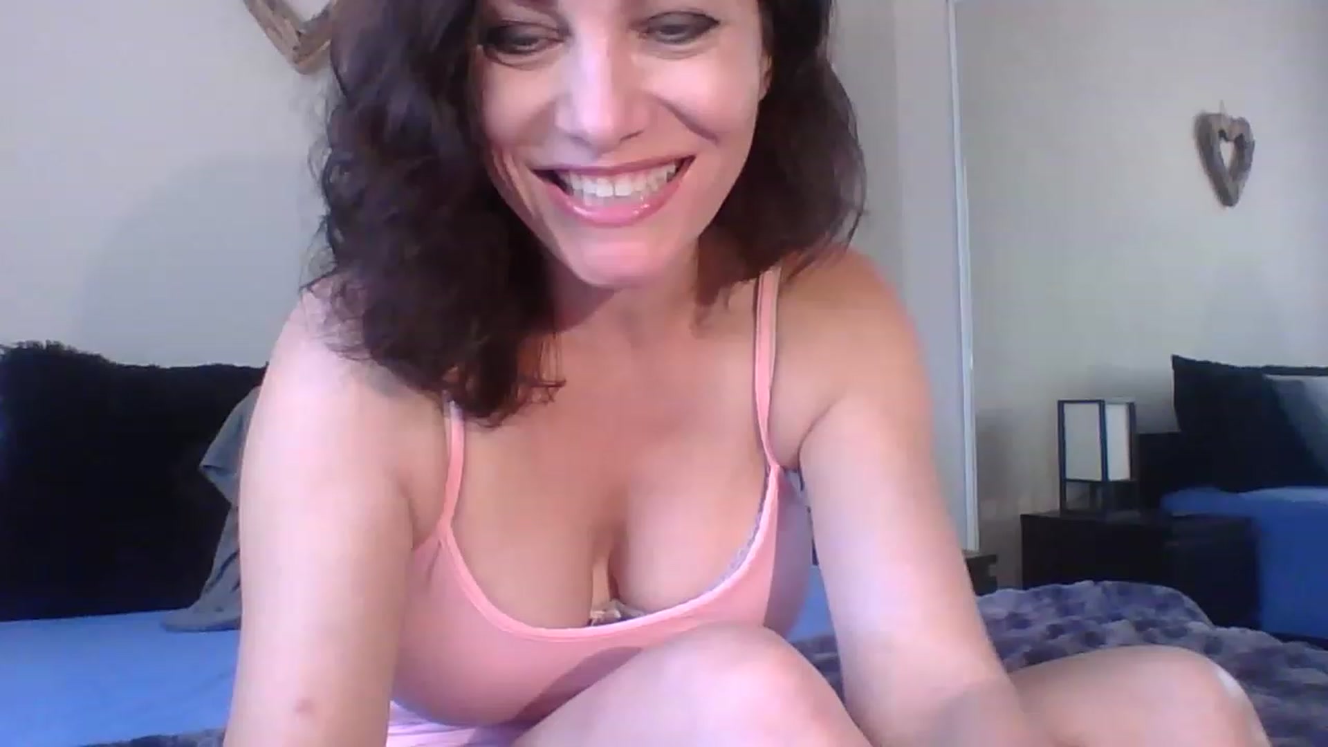 Gallery image thumbnail from LVDOLL's myfreecams stream on, 06/02/2023, 19:45 image 9 of 20