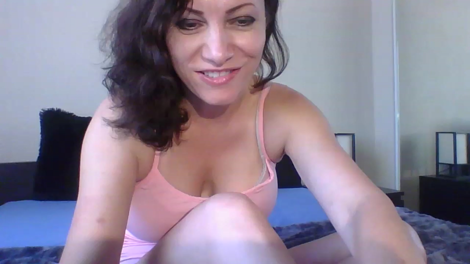 Gallery image thumbnail from LVDOLL's myfreecams stream on, 06/02/2023, 21:28 image 11 of 20