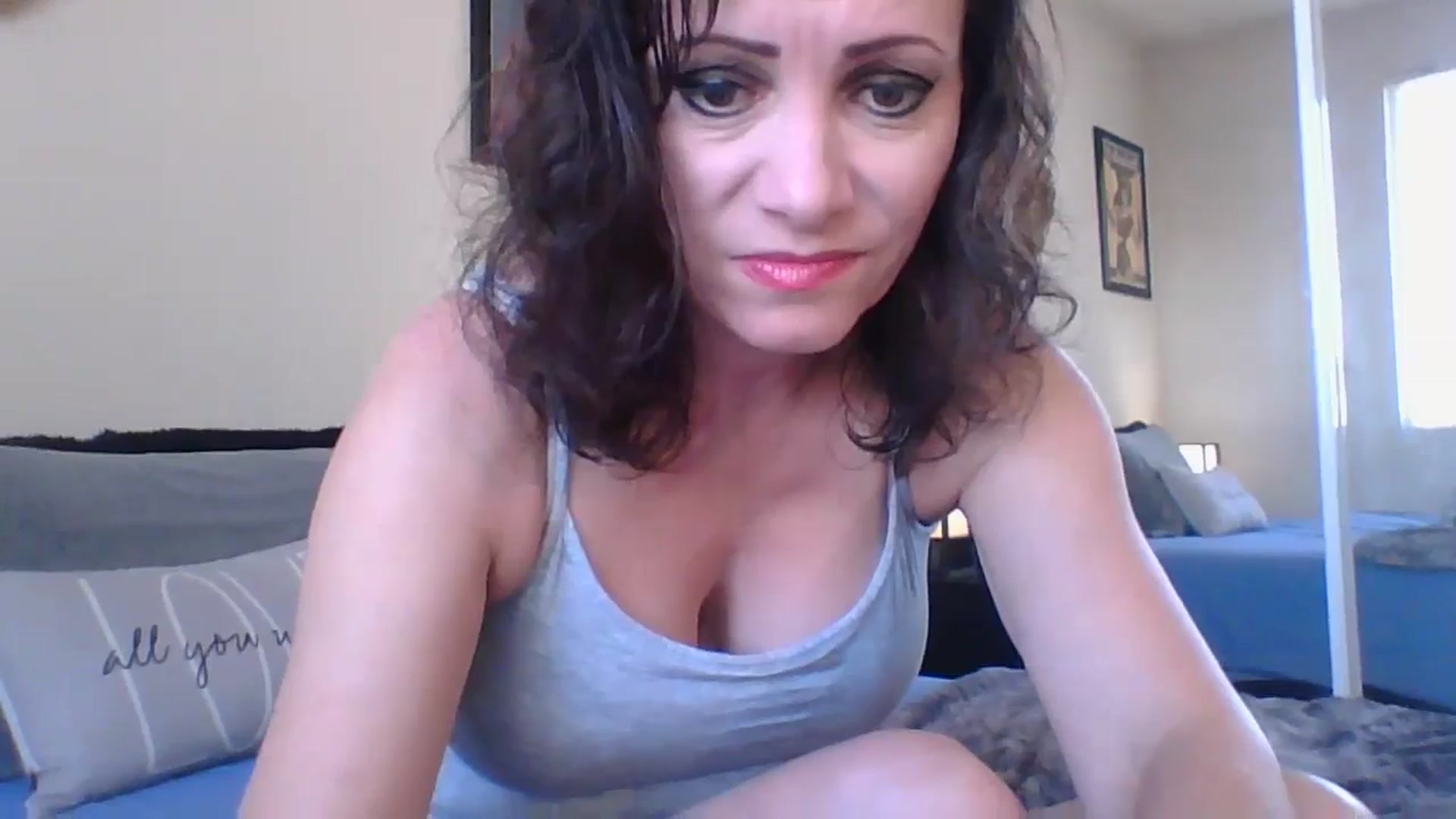 Gallery image thumbnail from LVDOLL's myfreecams stream on, 06/06/2023, 22:06 image 5 of 20