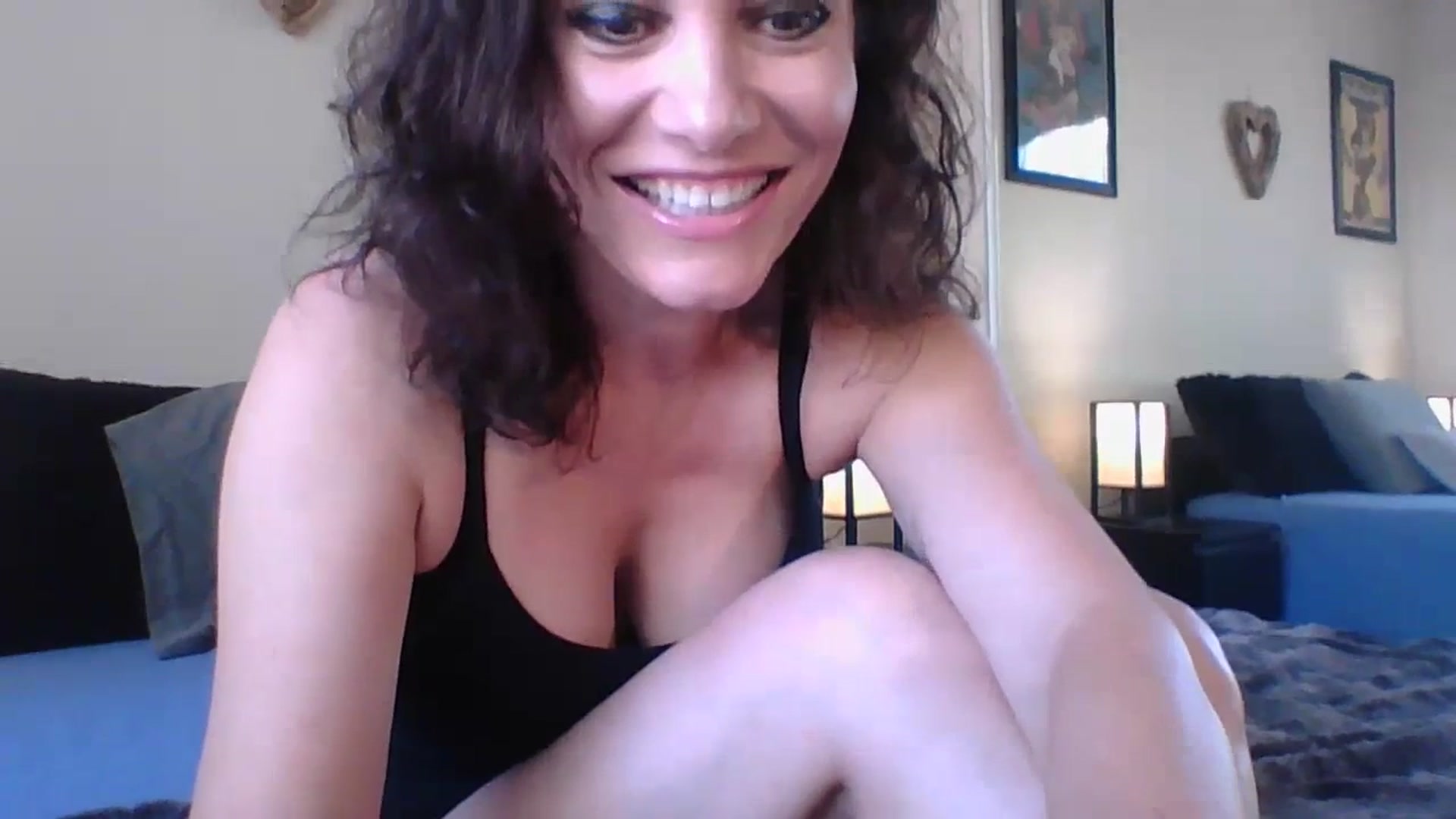 Gallery image thumbnail from LVDOLL's myfreecams stream on, 06/07/2023, 23:20 image 19 of 20