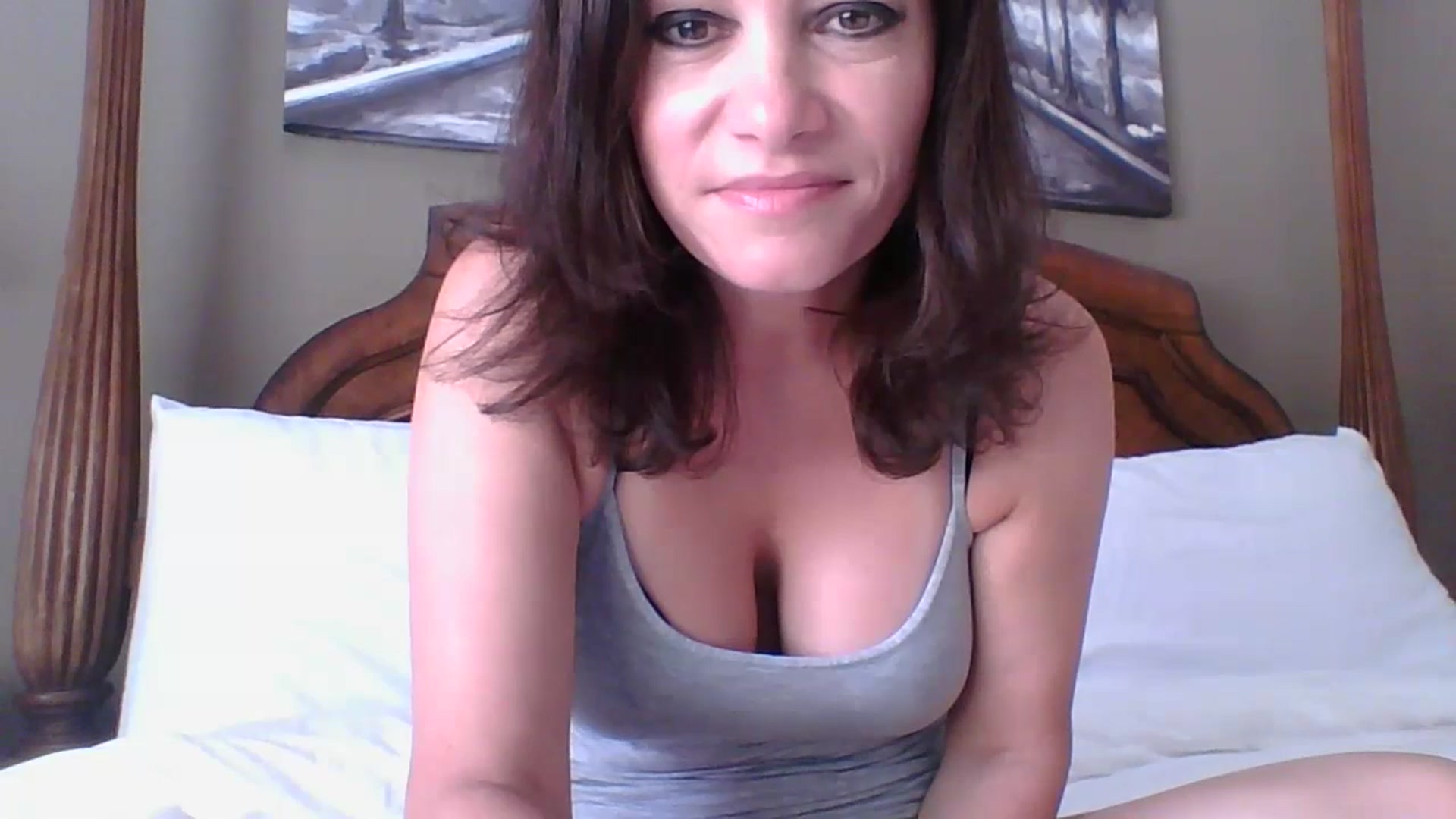 Gallery image thumbnail from LVDOLL's myfreecams stream on, 06/12/2023, 18:20 image 14 of 20