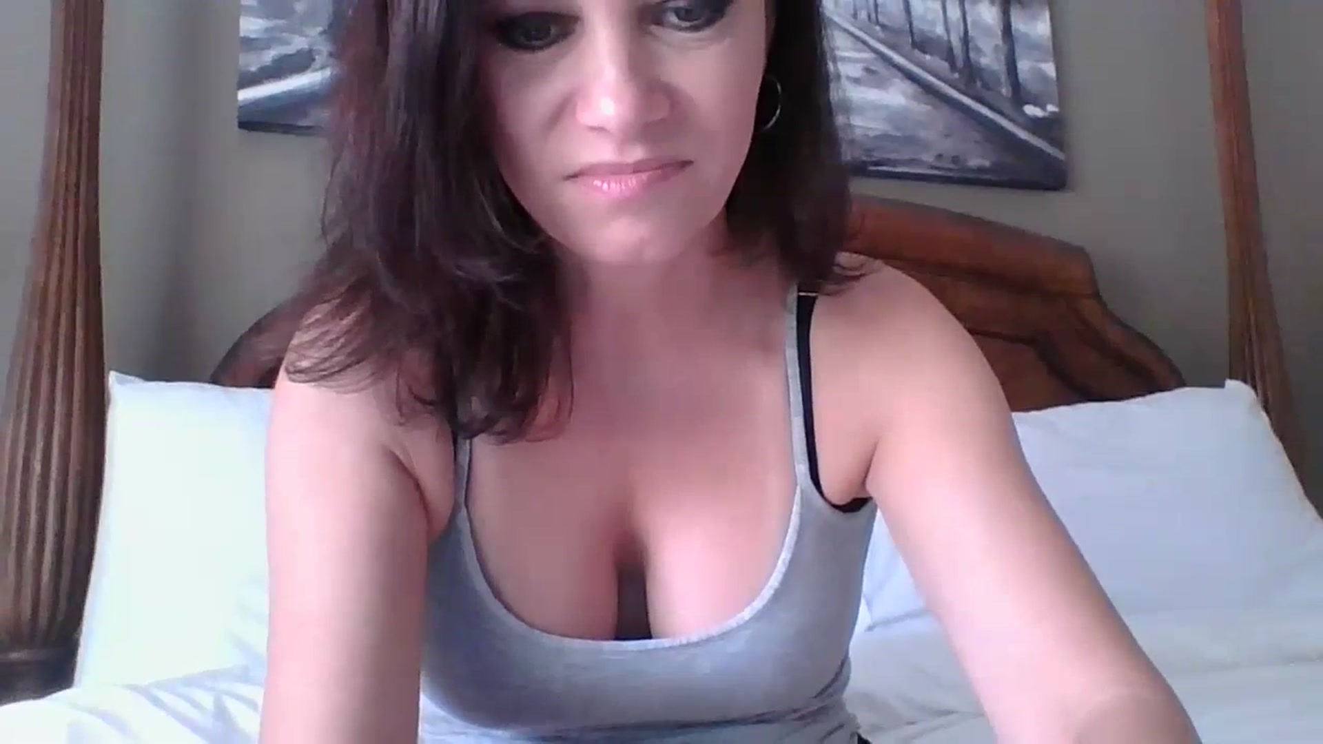 Gallery image thumbnail from LVDOLL's myfreecams stream on, 06/12/2023, 18:20 image 20 of 20