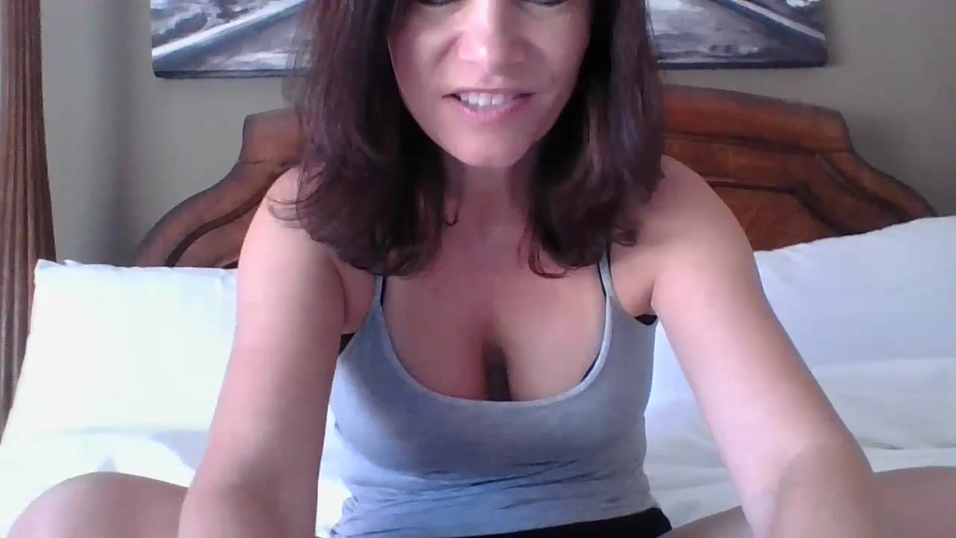 Gallery image thumbnail from LVDOLL's myfreecams stream on, 06/12/2023, 20:10 image 4 of 20