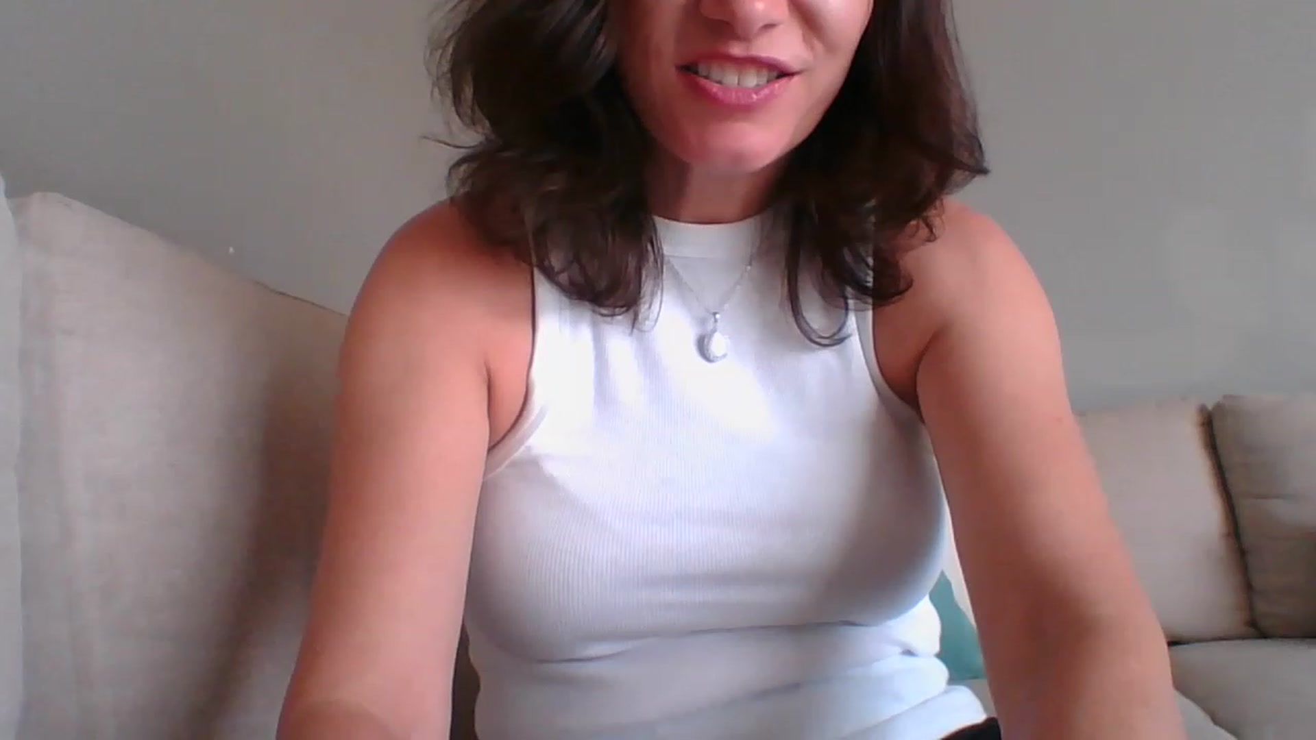 Gallery image thumbnail from LVDOLL's myfreecams stream on, 06/18/2023, 19:04 image 16 of 20