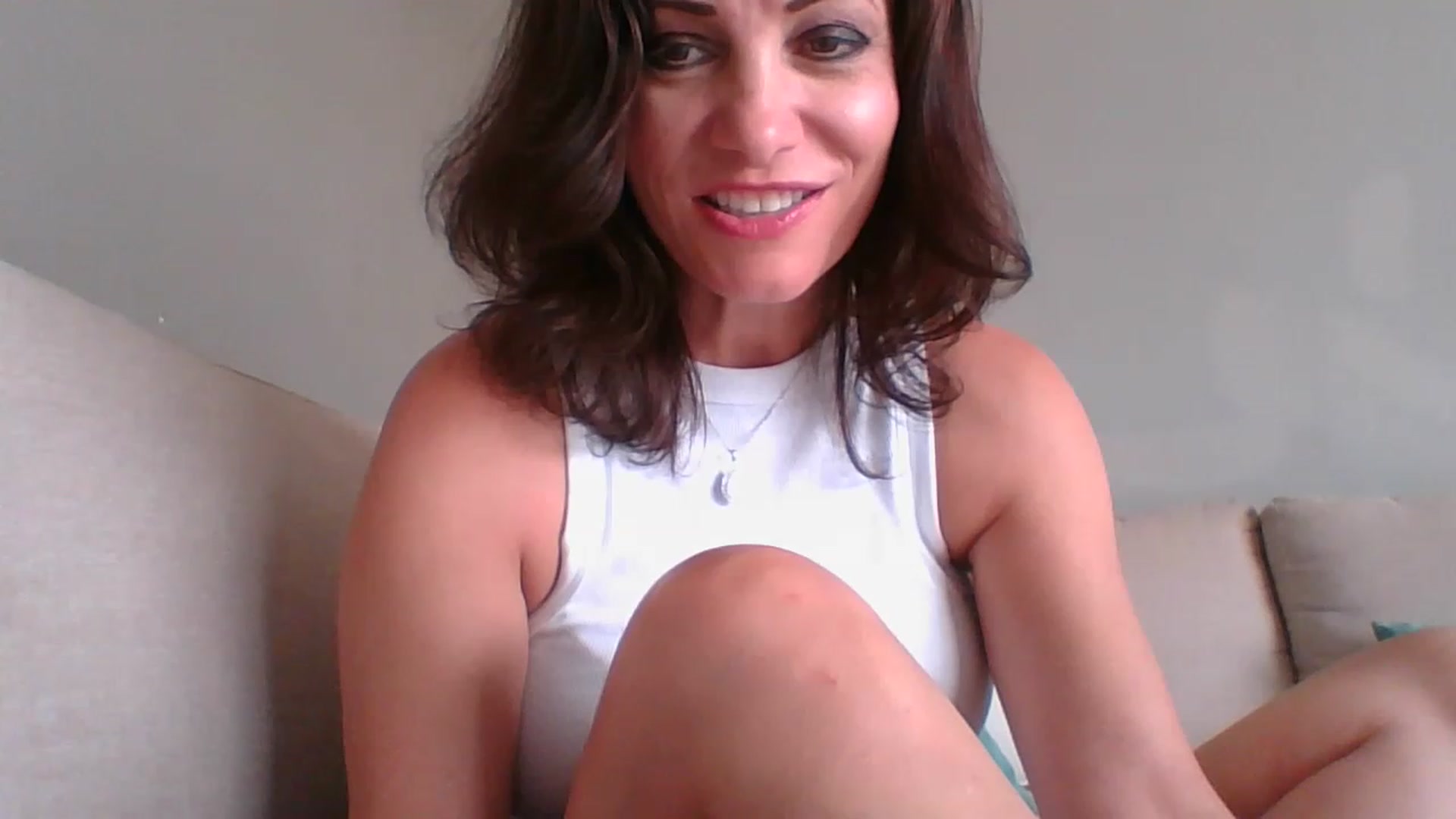 Gallery image thumbnail from LVDOLL's myfreecams stream on, 06/18/2023, 19:04 image 6 of 20