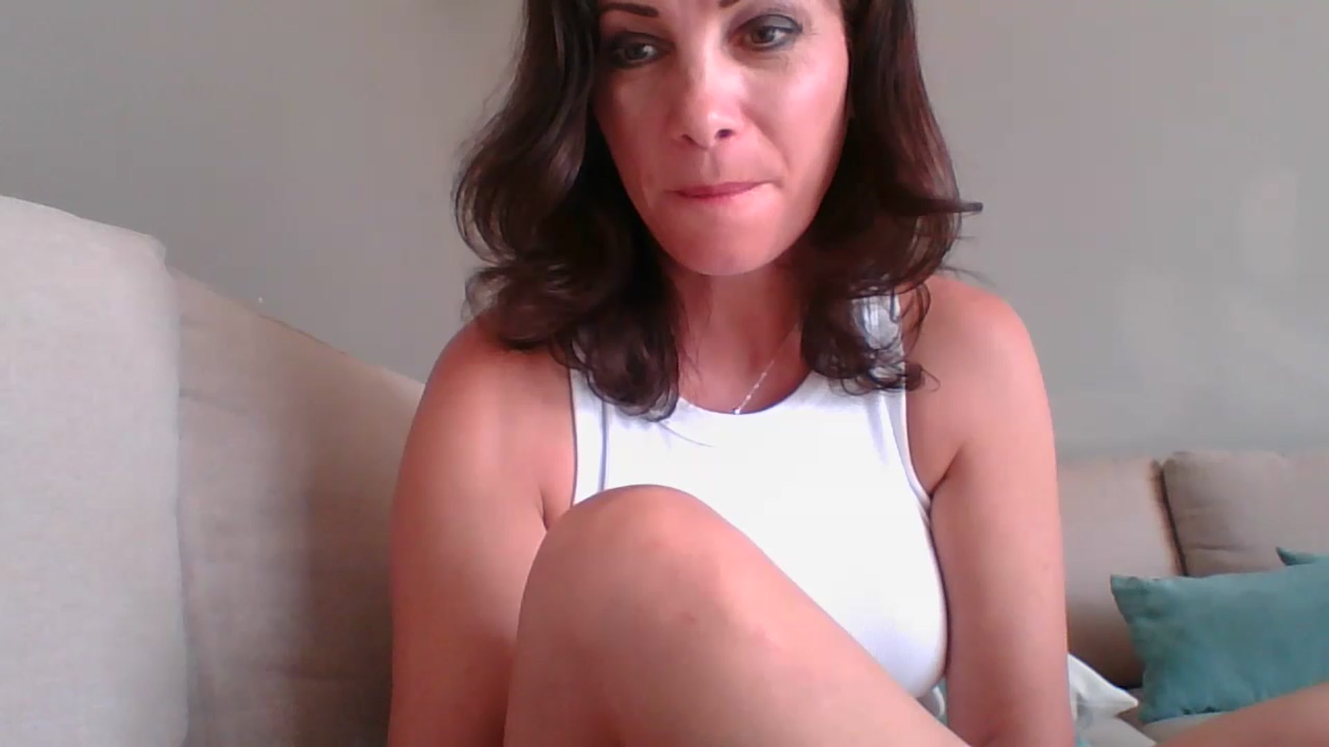 Gallery image thumbnail from LVDOLL's myfreecams stream on, 06/18/2023, 20:26 image 20 of 20
