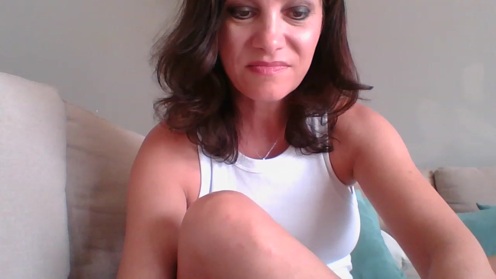 Gallery image thumbnail from LVDOLL's myfreecams stream on, 06/18/2023, 20:26 image 19 of 20