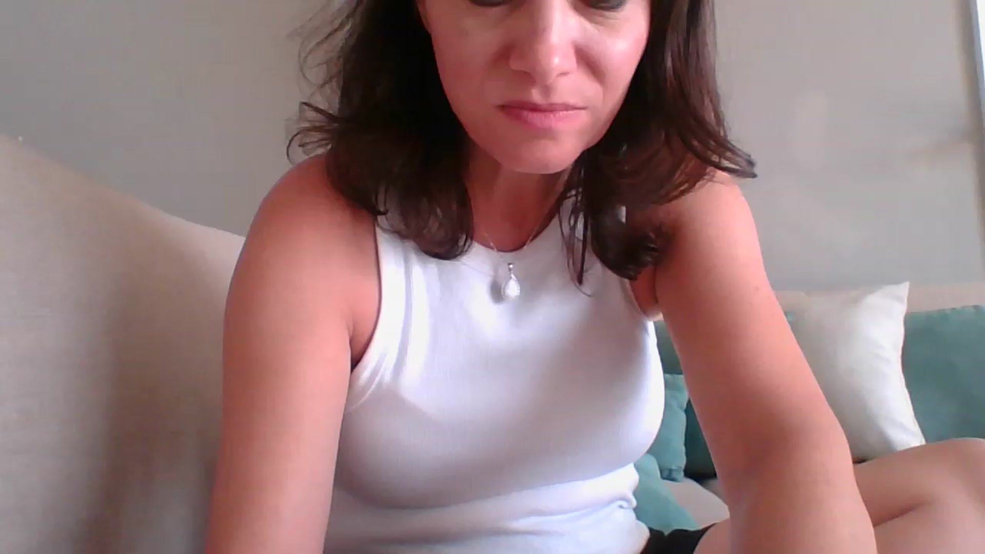 Gallery image thumbnail from LVDOLL's myfreecams stream on, 06/18/2023, 21:18 image 2 of 20