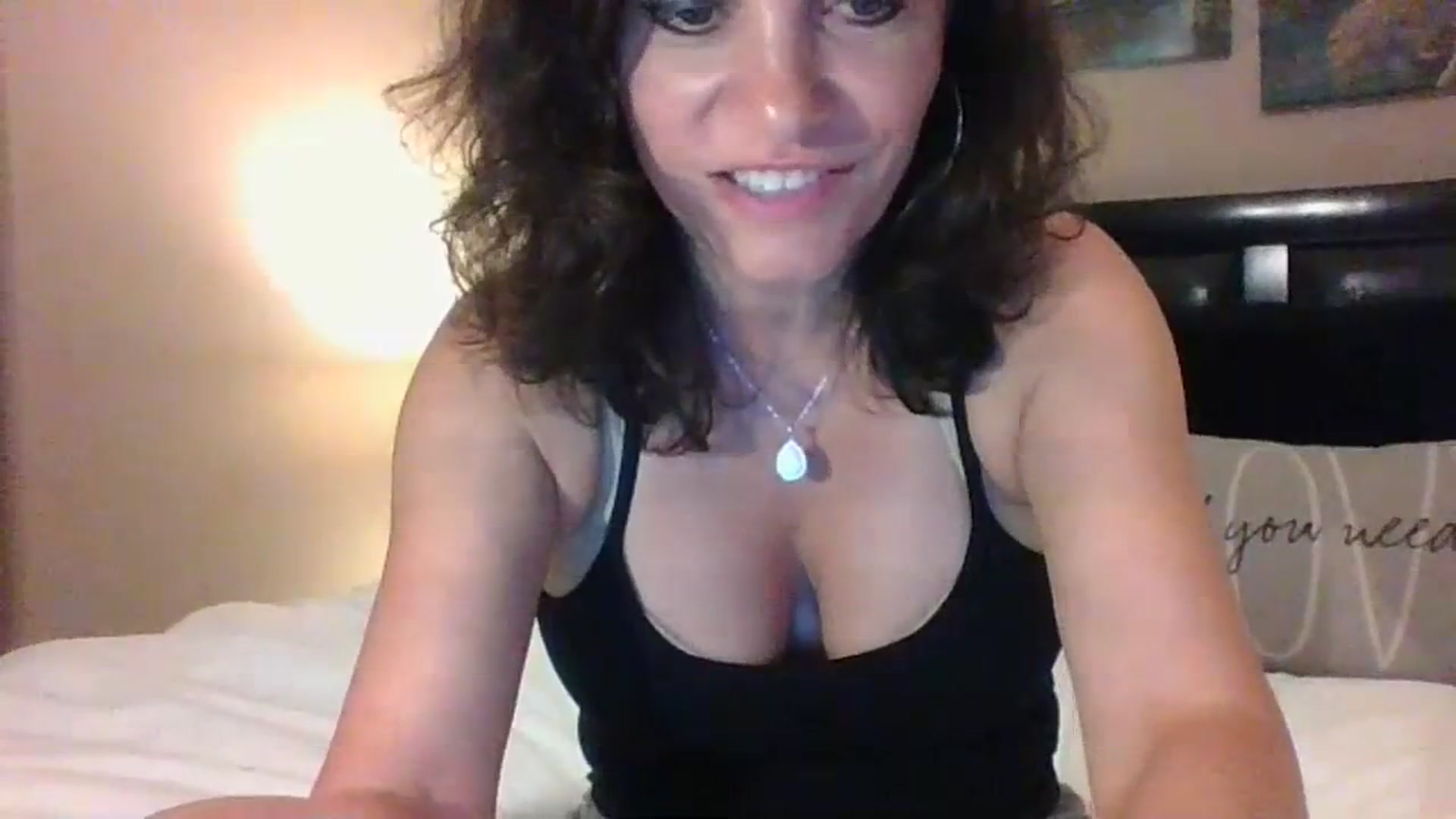 Gallery image thumbnail from LVDOLL's myfreecams stream on, 06/20/2023, 03:49 image 10 of 20
