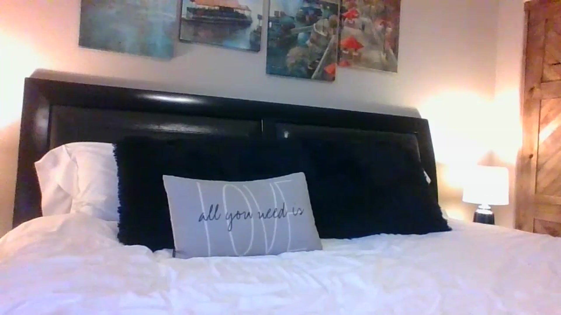 Gallery image thumbnail from LVDOLL's myfreecams stream on, 06/21/2023, 01:04 image 5 of 20