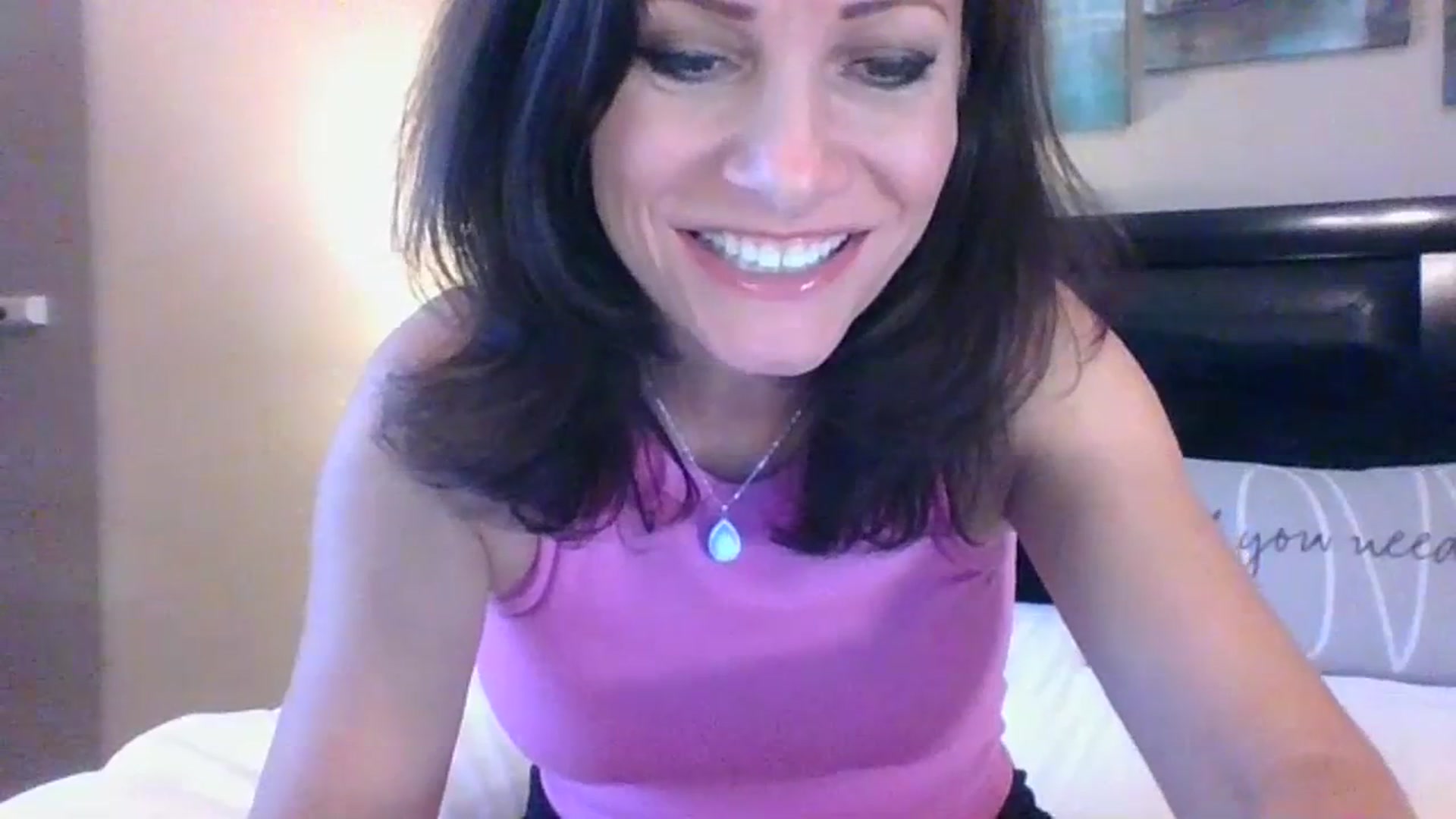 Gallery image thumbnail from LVDOLL's myfreecams stream on, 06/23/2023, 01:15 image 2 of 20