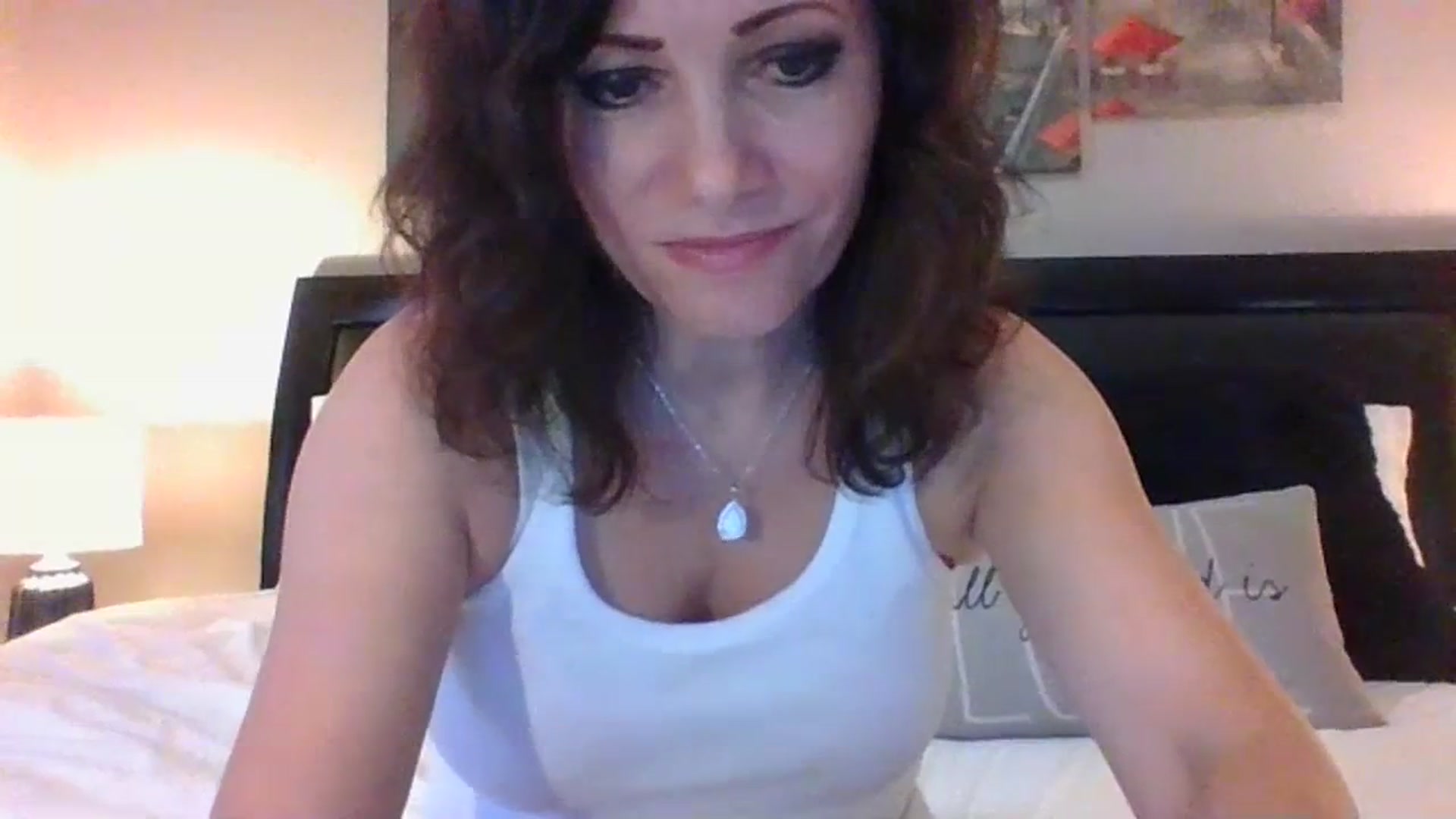 Gallery image thumbnail from LVDOLL's myfreecams stream on, 07/08/2023, 23:25 image 7 of 20