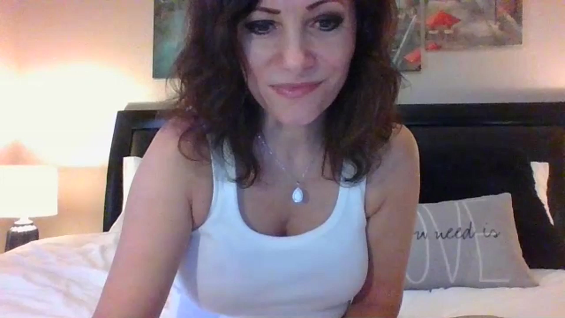 Gallery image thumbnail from LVDOLL's myfreecams stream on, 07/08/2023, 23:25 image 1 of 20
