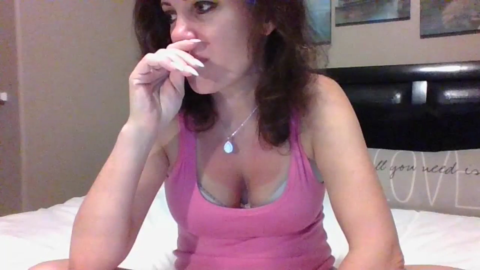 Gallery image thumbnail from LVDOLL's myfreecams stream on, 07/10/2023, 04:42 image 10 of 20