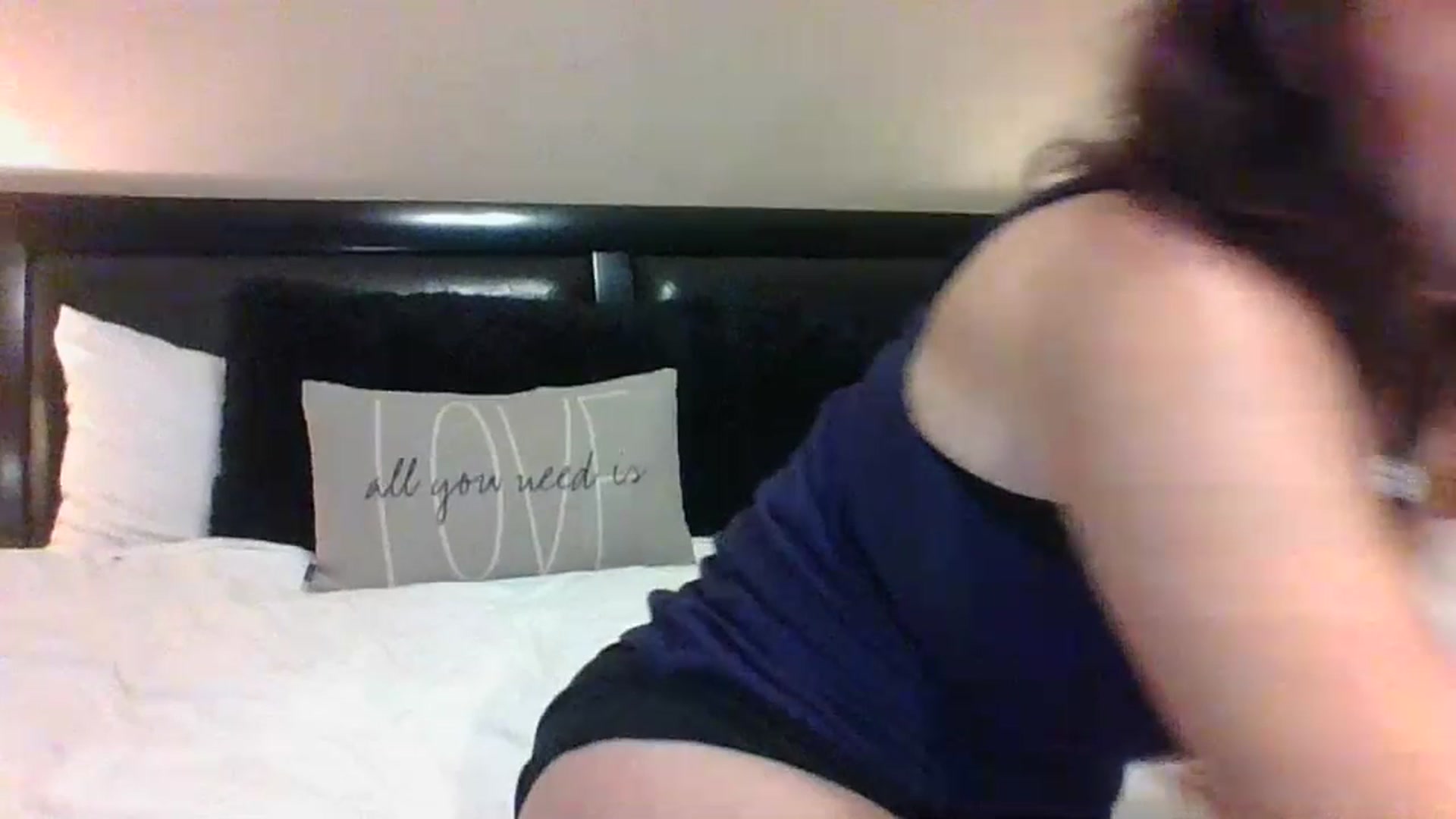 Gallery image thumbnail from LVDOLL's myfreecams stream on, 07/11/2023, 03:04 image 18 of 20