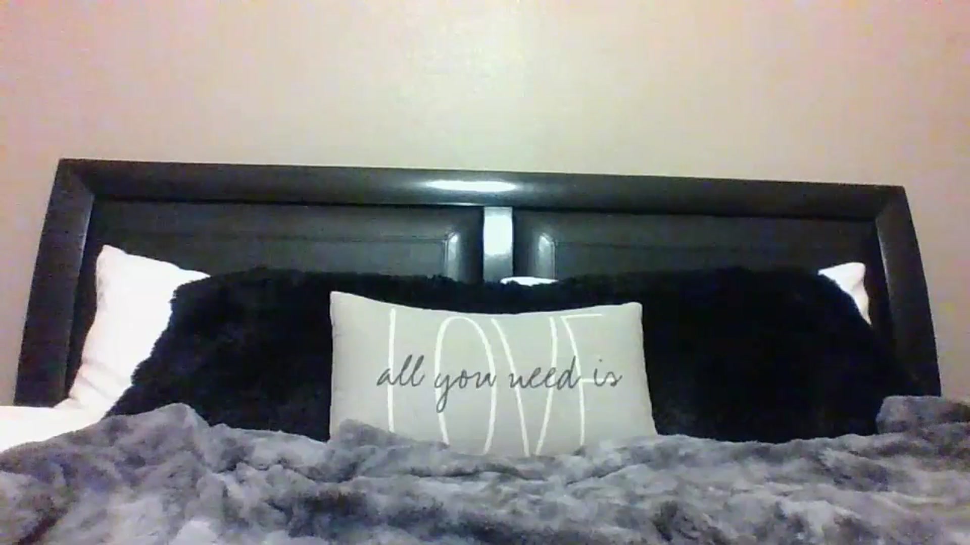 Gallery image thumbnail from LVDOLL's myfreecams stream on, 07/14/2023, 05:15 image 14 of 20