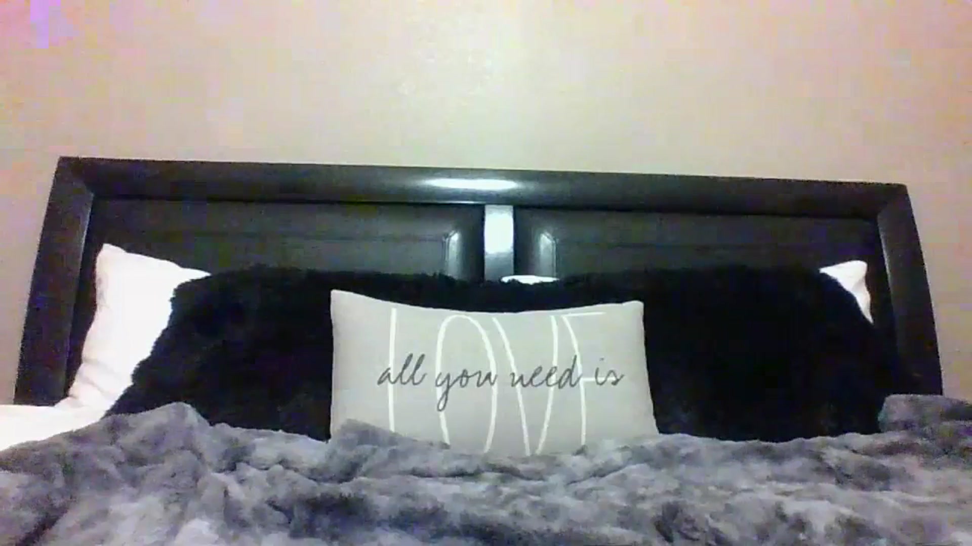 Gallery image thumbnail from LVDOLL's myfreecams stream on, 07/14/2023, 05:15 image 12 of 20