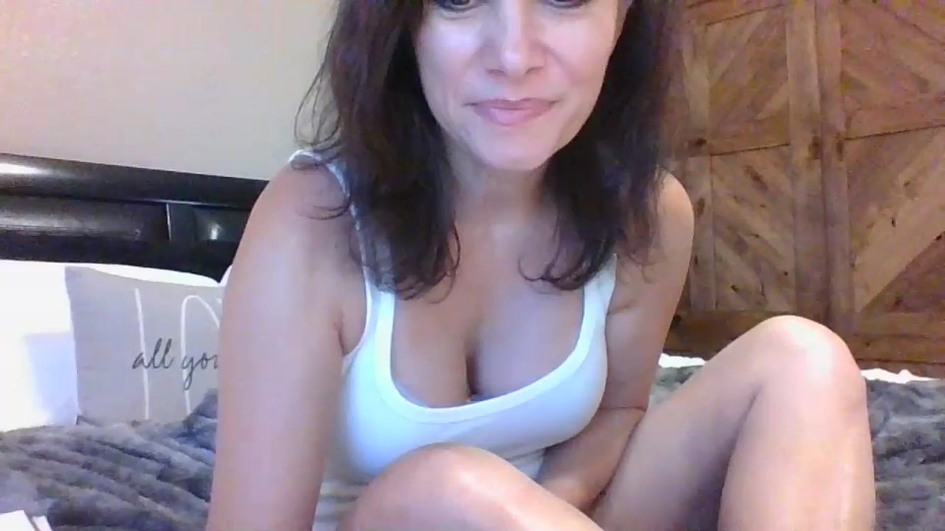 Gallery image thumbnail from LVDOLL's myfreecams stream on, 07/16/2023, 24:05 image 12 of 20