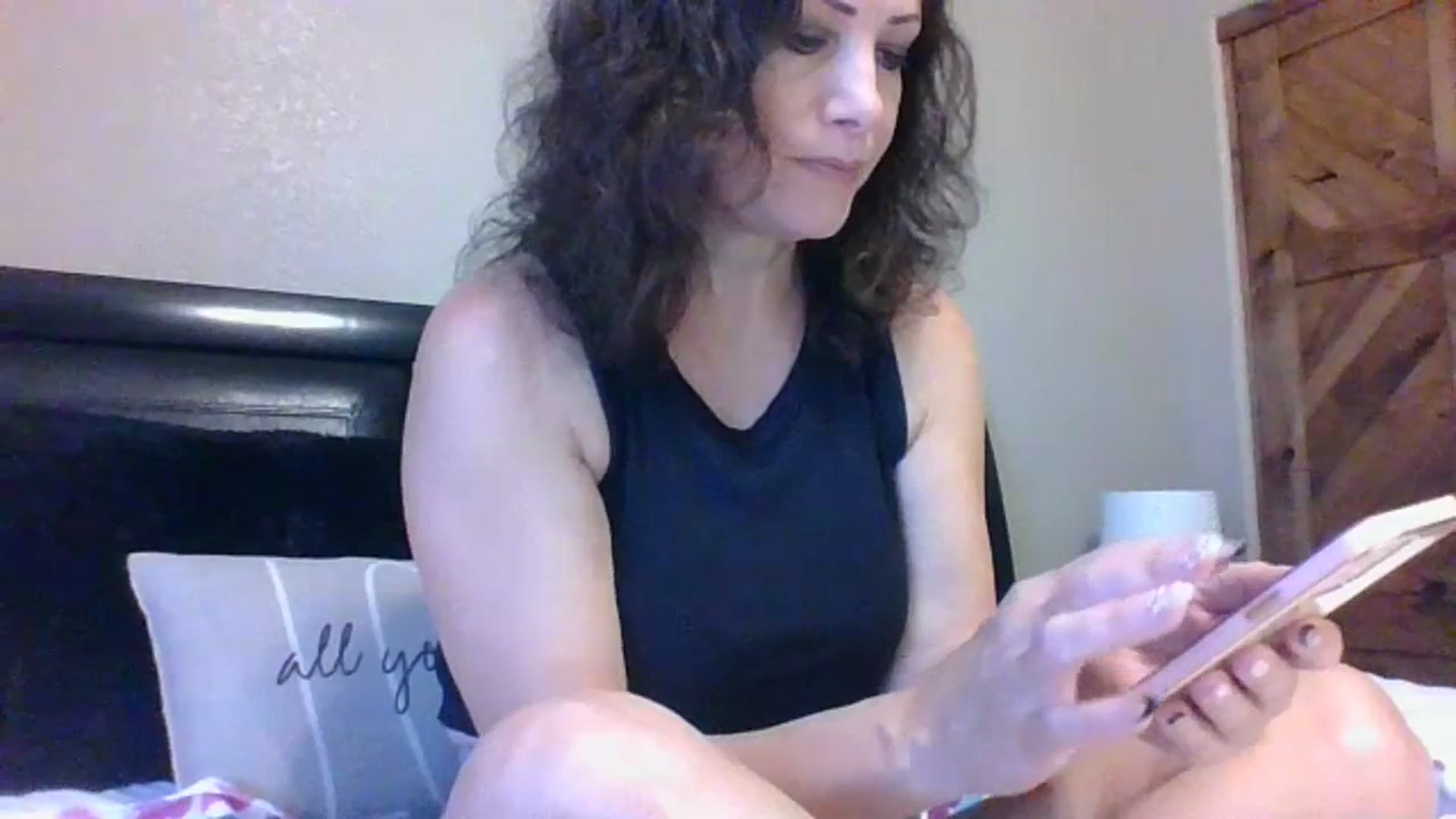 Gallery image thumbnail from LVDOLL's myfreecams stream on, 07/16/2023, 22:42 image 6 of 20