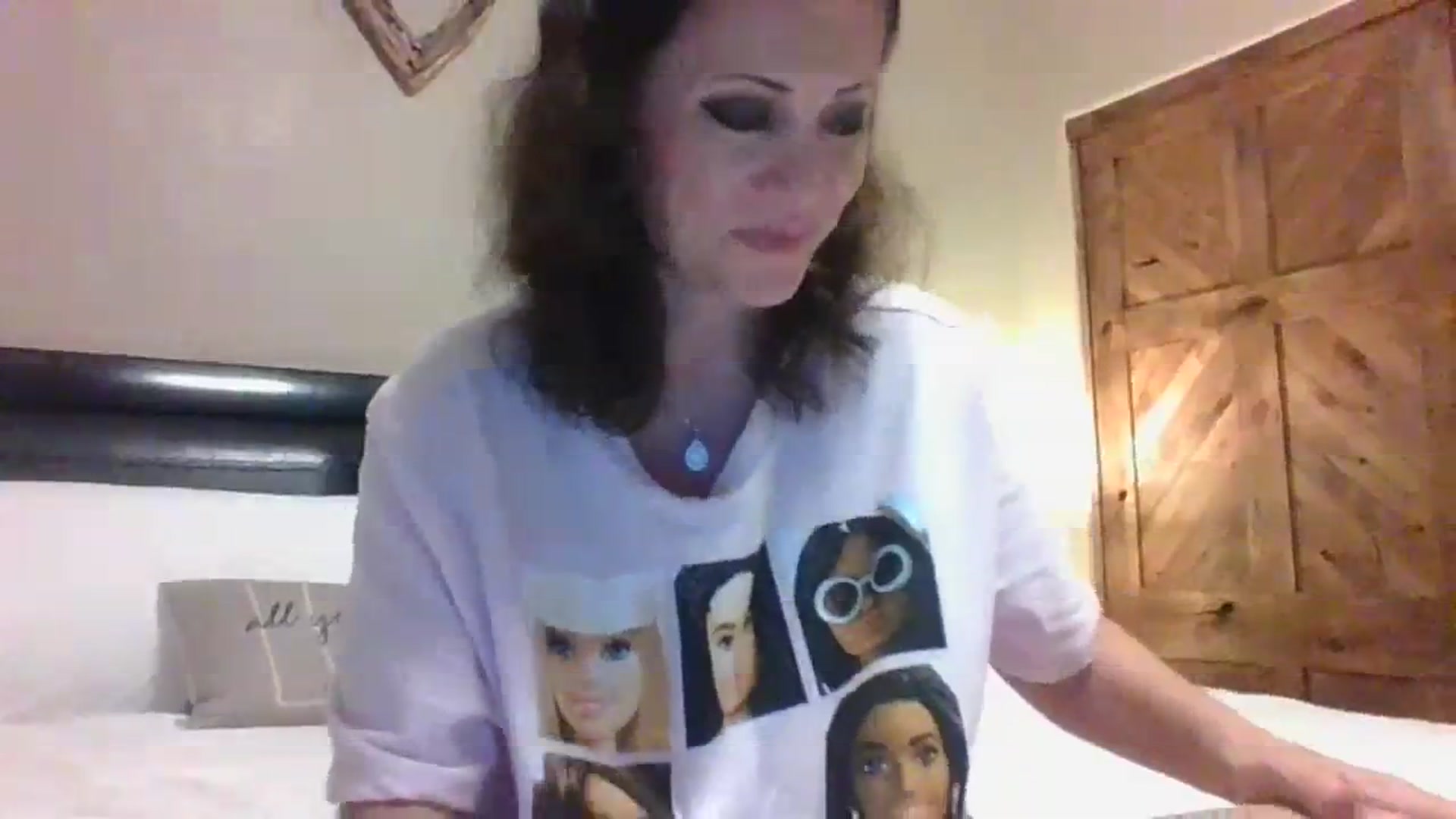 Gallery image thumbnail from LVDOLL's myfreecams stream on, 07/25/2023, 06:24 image 11 of 20