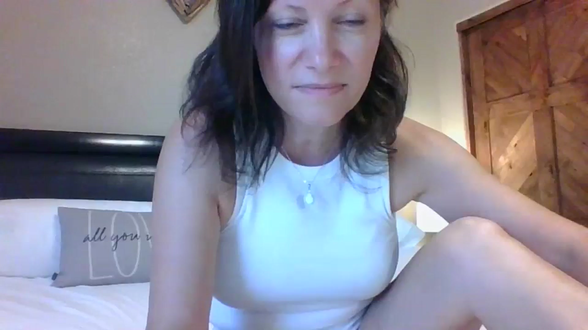 Gallery image thumbnail from LVDOLL's myfreecams stream on, 07/29/2023, 18:28 image 4 of 20