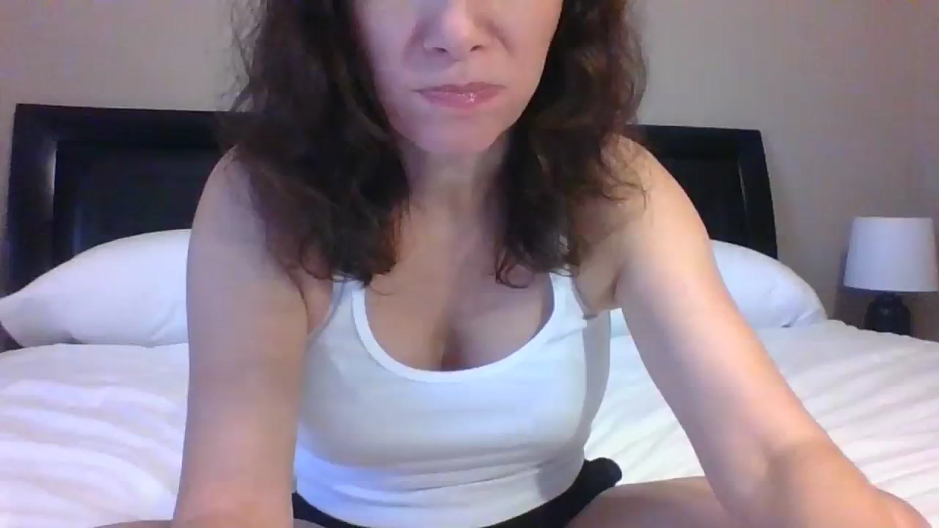 Gallery image thumbnail from LVDOLL's myfreecams stream on, 08/06/2023, 22:23 image 1 of 20