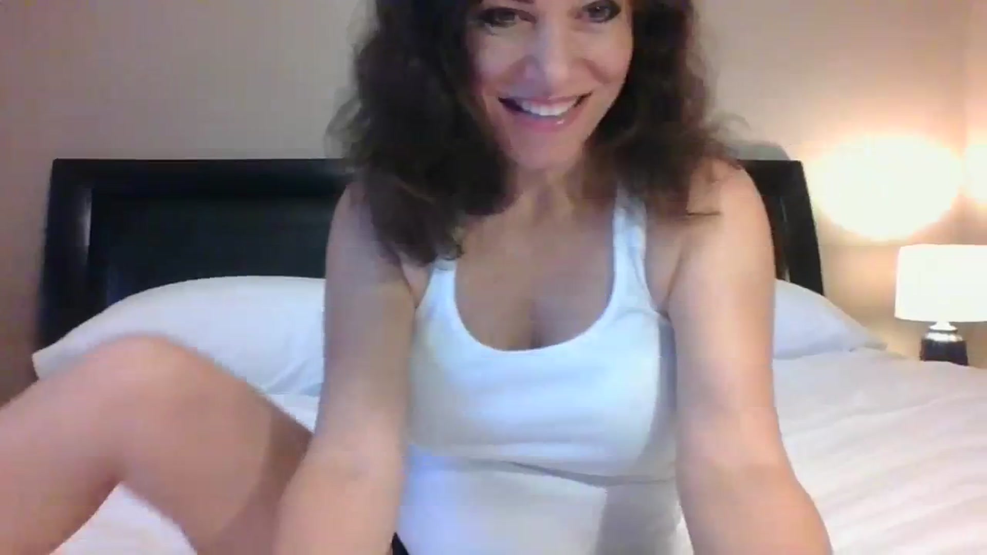 Gallery image thumbnail from LVDOLL's myfreecams stream on, 08/06/2023, 23:07 image 15 of 20