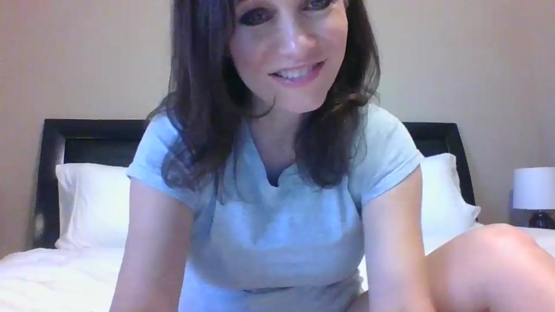 Gallery image thumbnail from LVDOLL's myfreecams stream on, 08/07/2023, 20:02 image 17 of 20