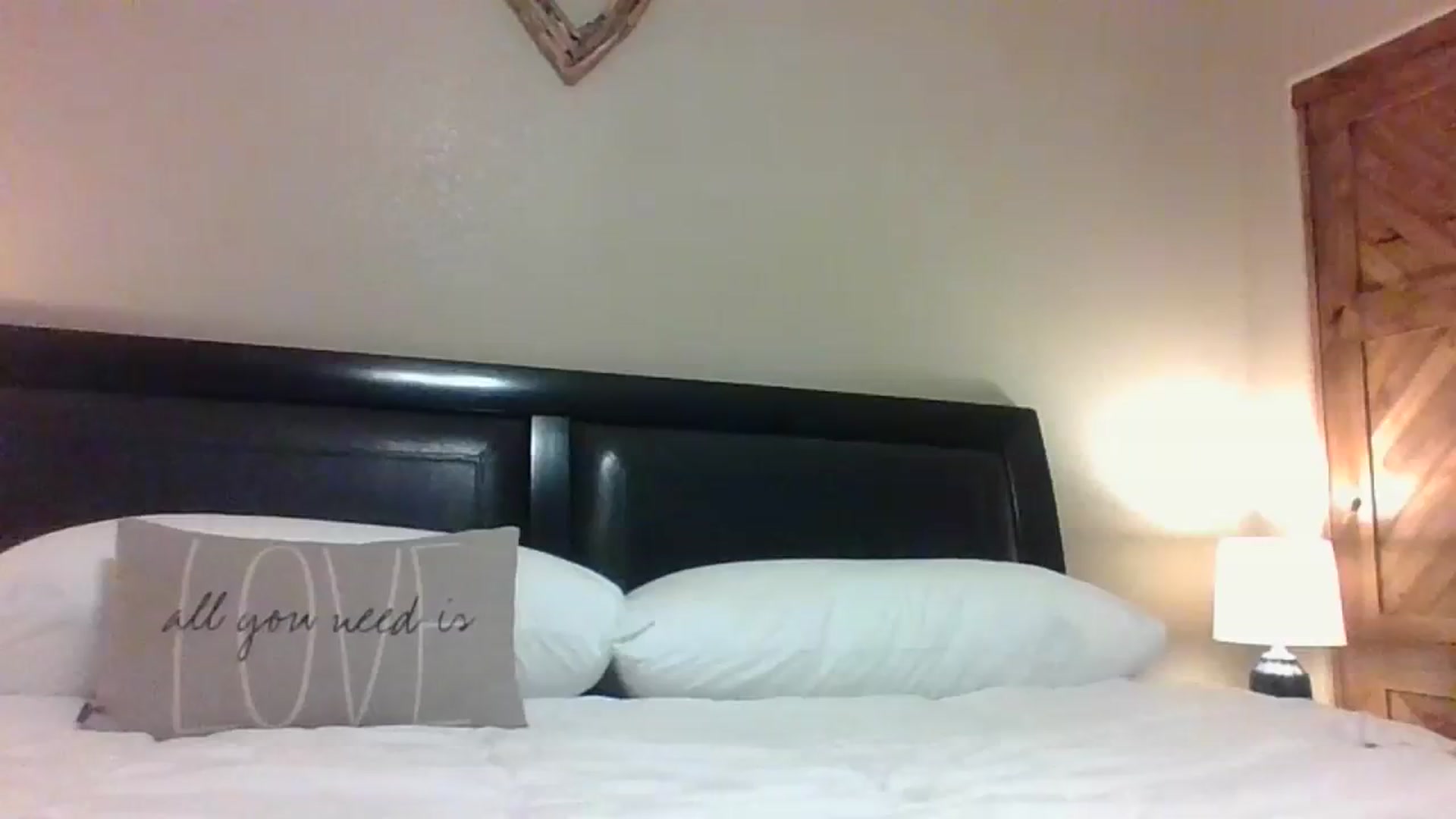 Gallery image thumbnail from LVDOLL's myfreecams stream on, 08/10/2023, 02:45 image 18 of 20