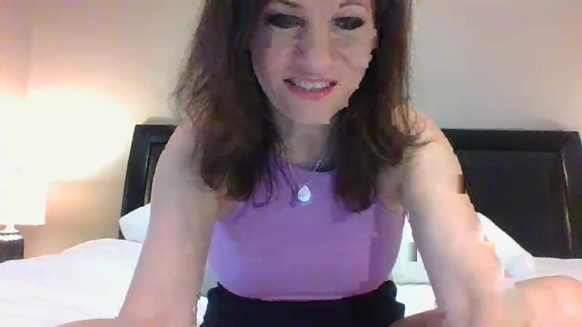Gallery image thumbnail from LVDOLL's myfreecams stream on, 08/14/2023, 19:18 image 19 of 20