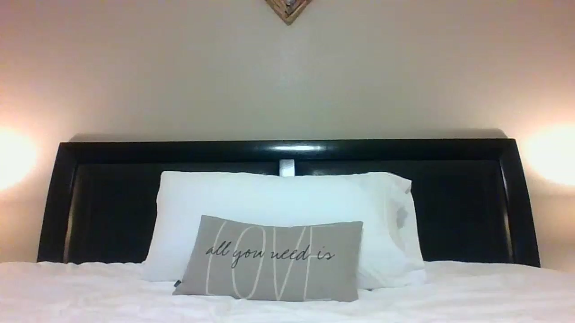 Gallery image thumbnail from LVDOLL's myfreecams stream on, 08/25/2023, 01:33 image 18 of 20