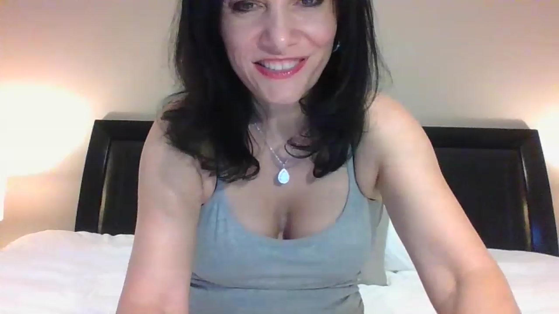 Gallery image thumbnail from LVDOLL's myfreecams stream on, 08/25/2023, 01:33 image 13 of 20