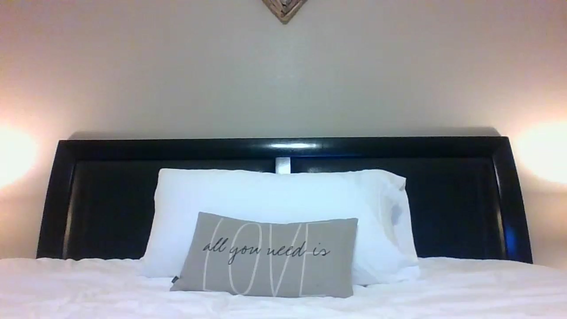 Gallery image thumbnail from LVDOLL's myfreecams stream on, 08/25/2023, 01:33 image 17 of 20
