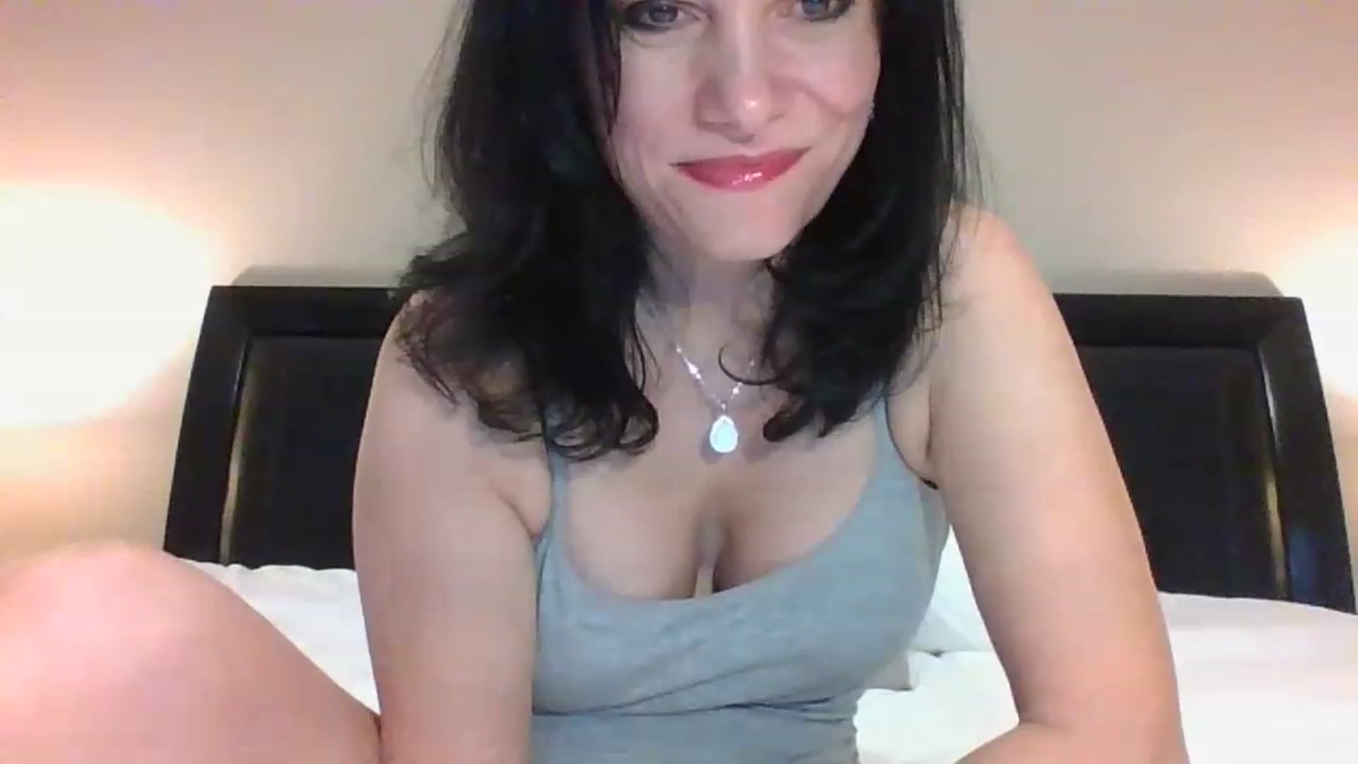Gallery image thumbnail from LVDOLL's myfreecams stream on, 08/25/2023, 01:33 image 16 of 20