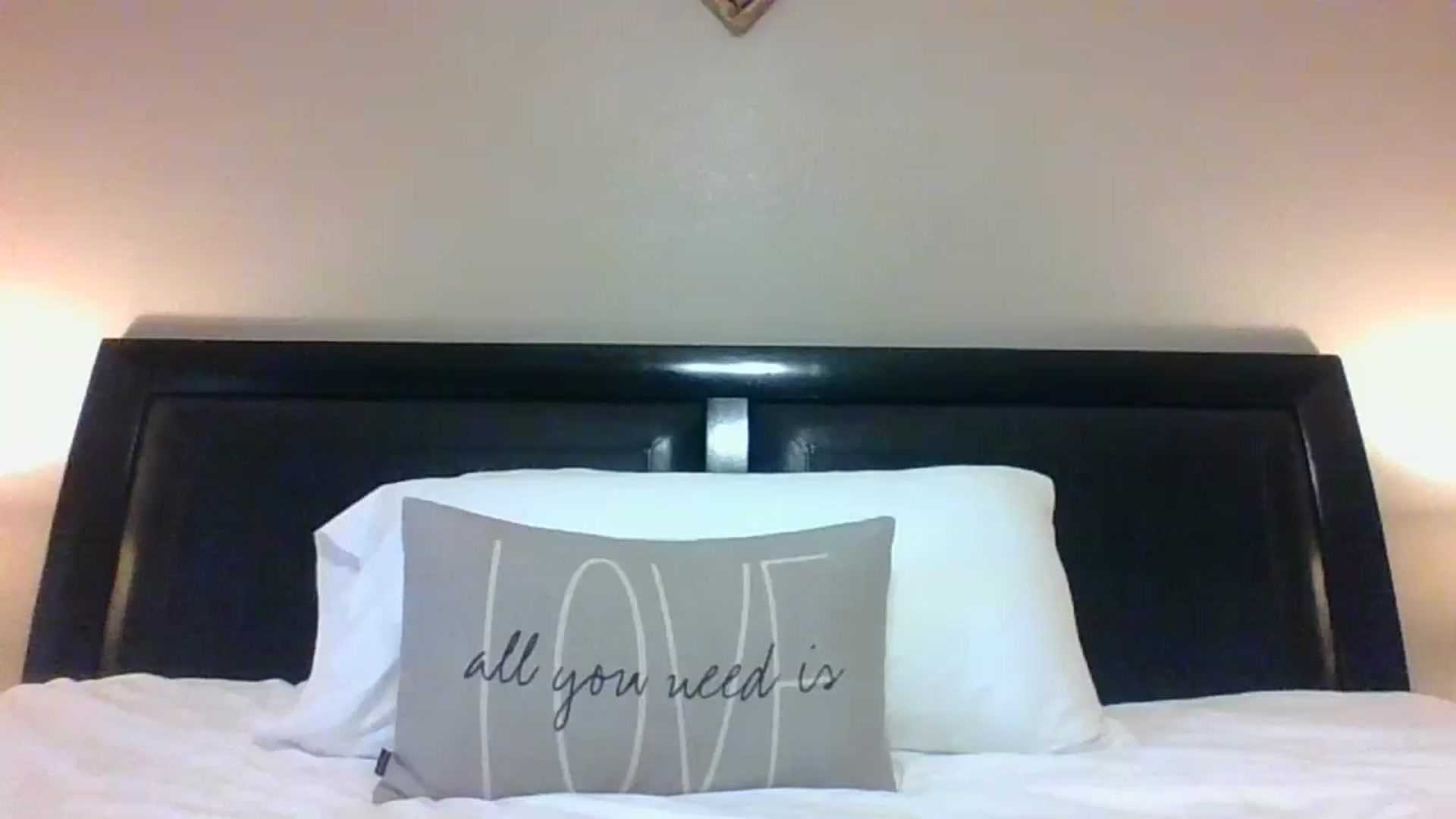 Gallery image thumbnail from LVDOLL's myfreecams stream on, 08/31/2023, 23:35 image 9 of 20