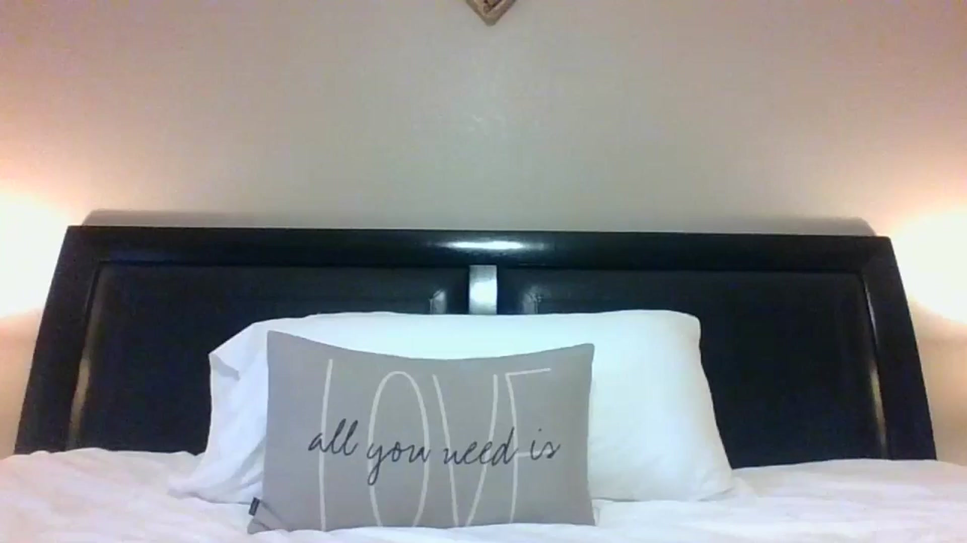 Gallery image thumbnail from LVDOLL's myfreecams stream on, 08/31/2023, 23:35 image 10 of 20