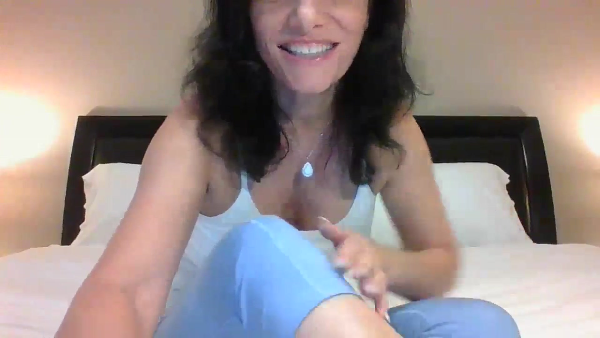Gallery image thumbnail from LVDOLL's myfreecams stream on, 09/01/2023, 23:22 image 12 of 20
