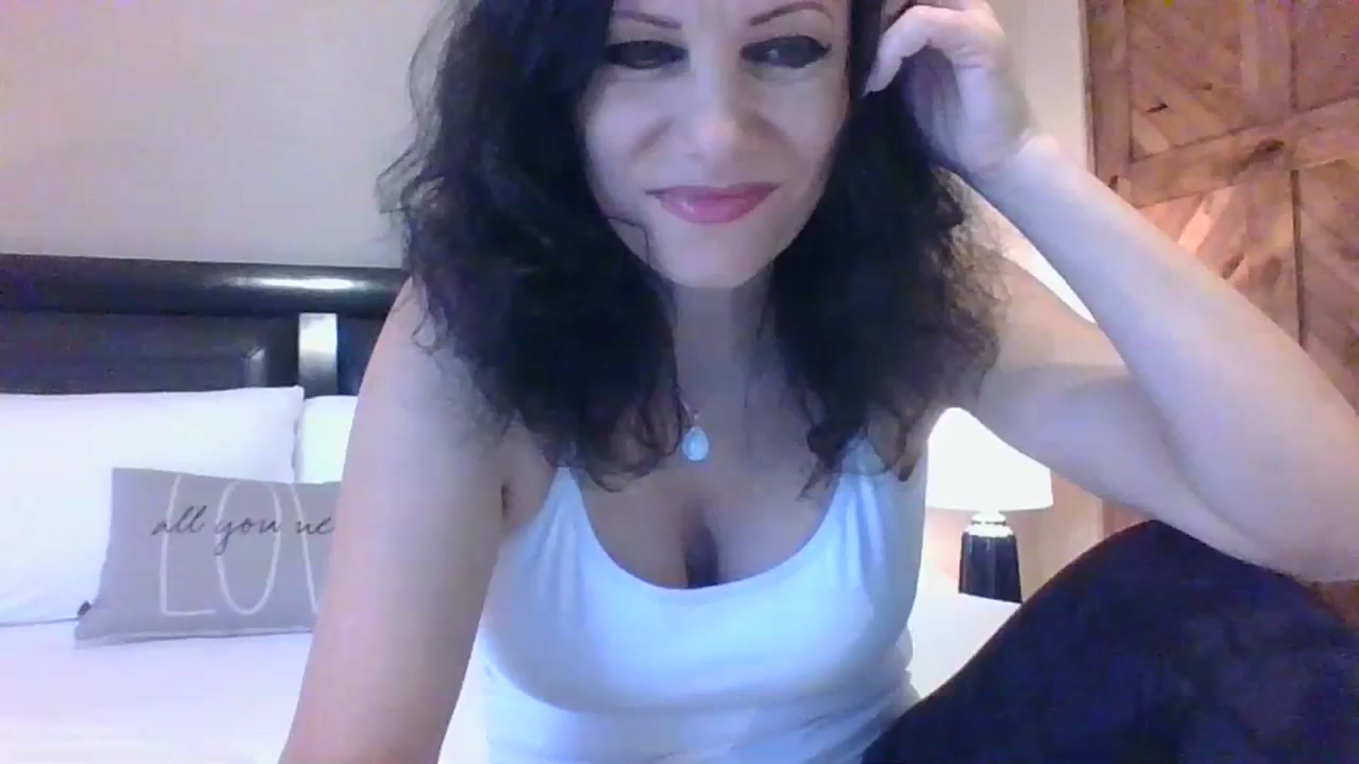 Gallery image thumbnail from LVDOLL's myfreecams stream on, 09/07/2023, 21:26 image 19 of 20