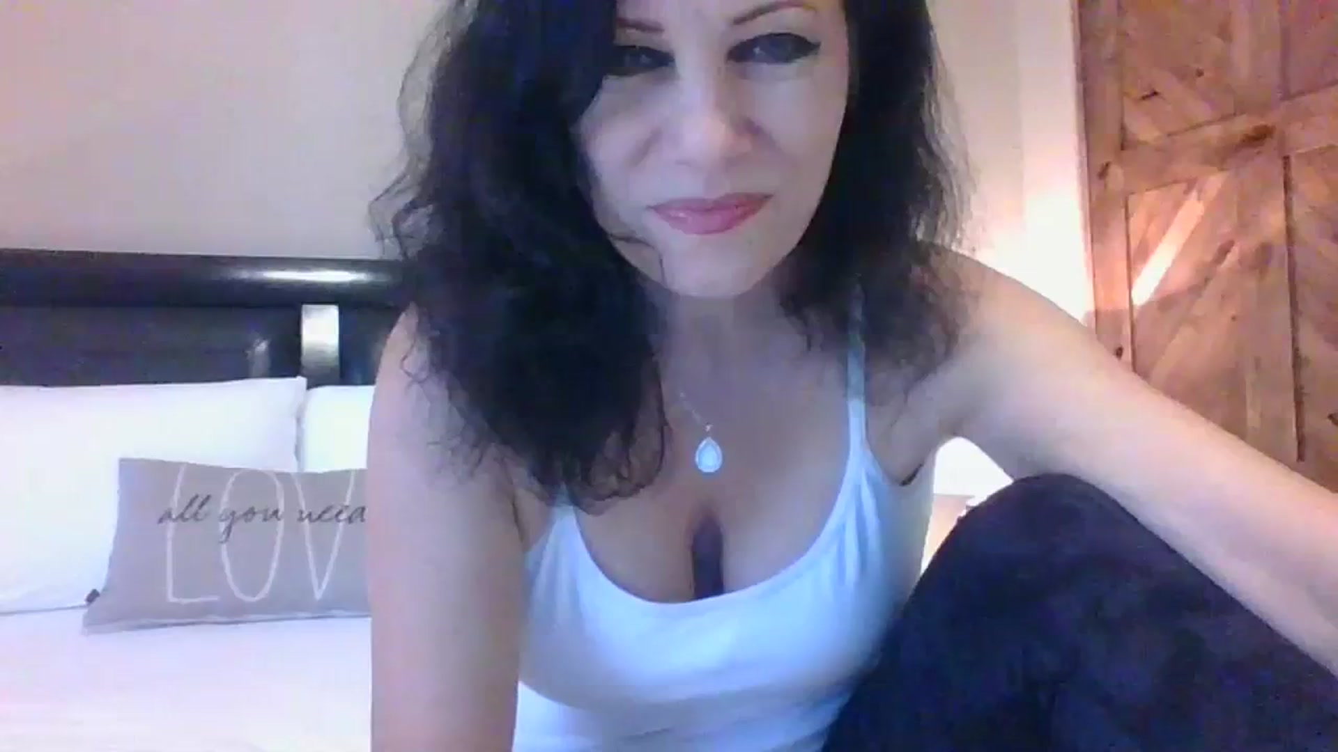 Gallery image thumbnail from LVDOLL's myfreecams stream on, 09/07/2023, 21:26 image 18 of 20